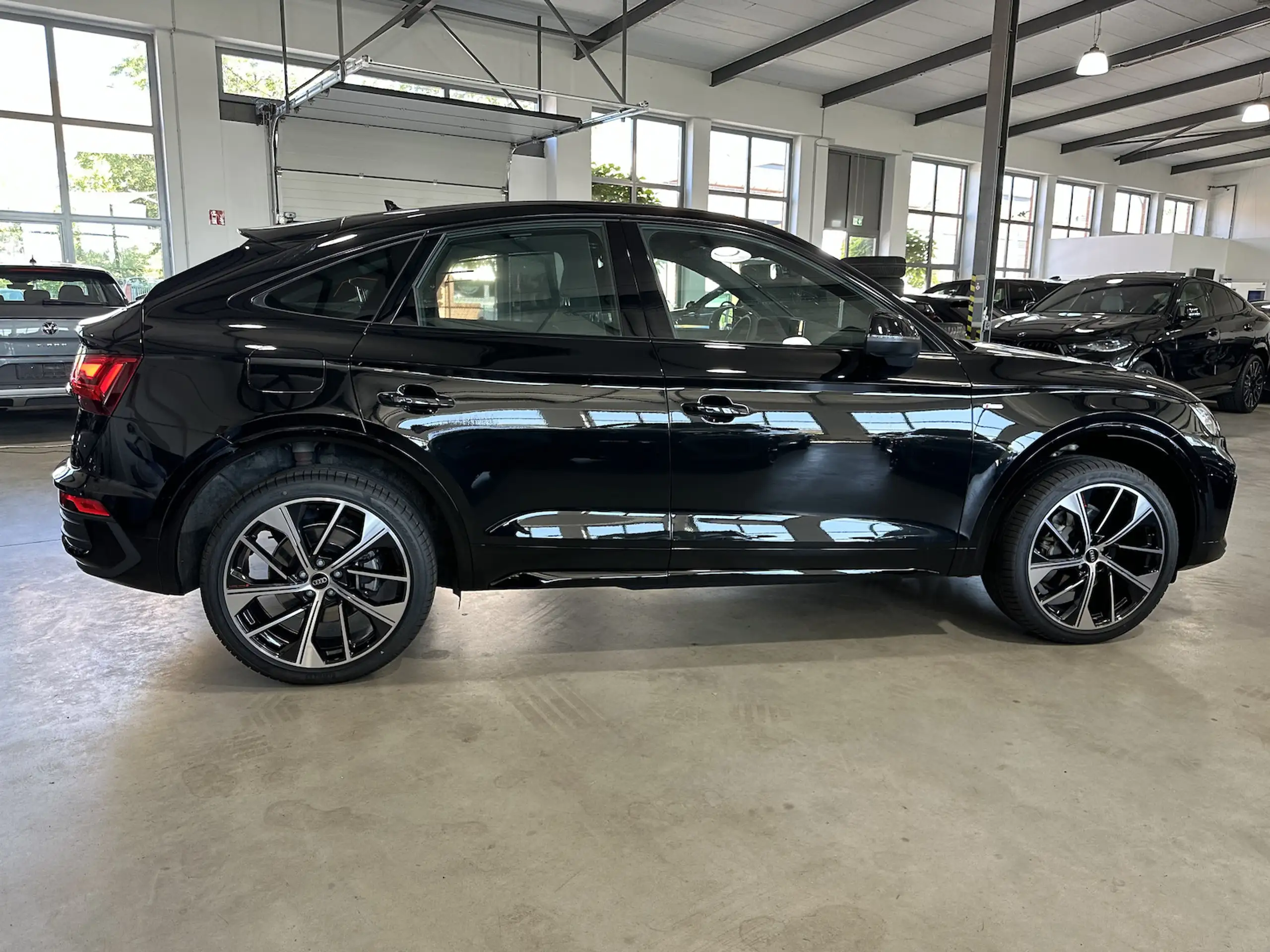 Audi - Q5