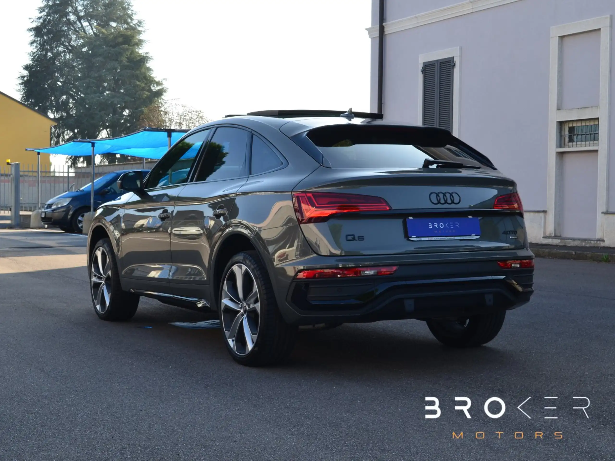 Audi - Q5