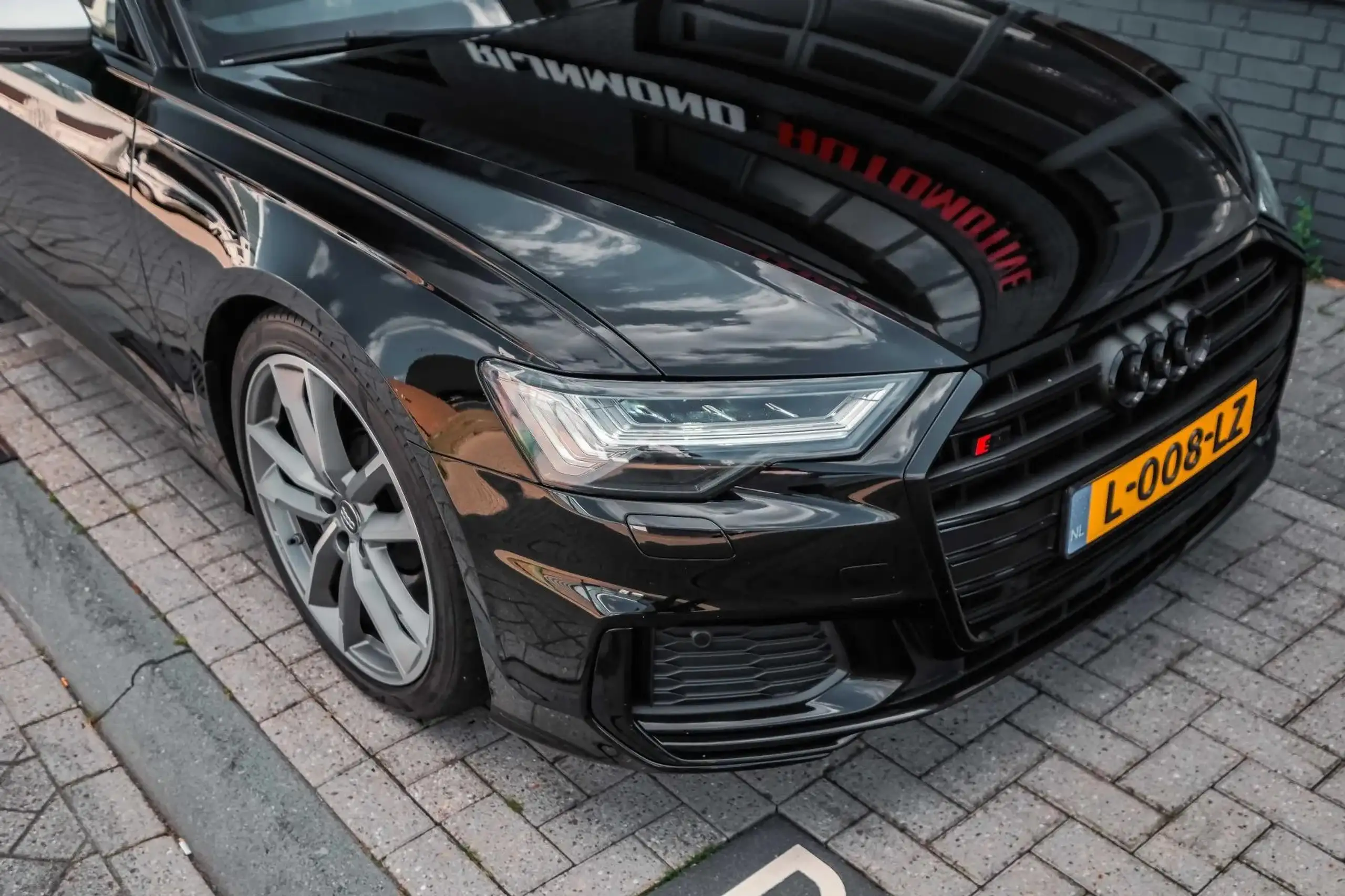 Audi - S6