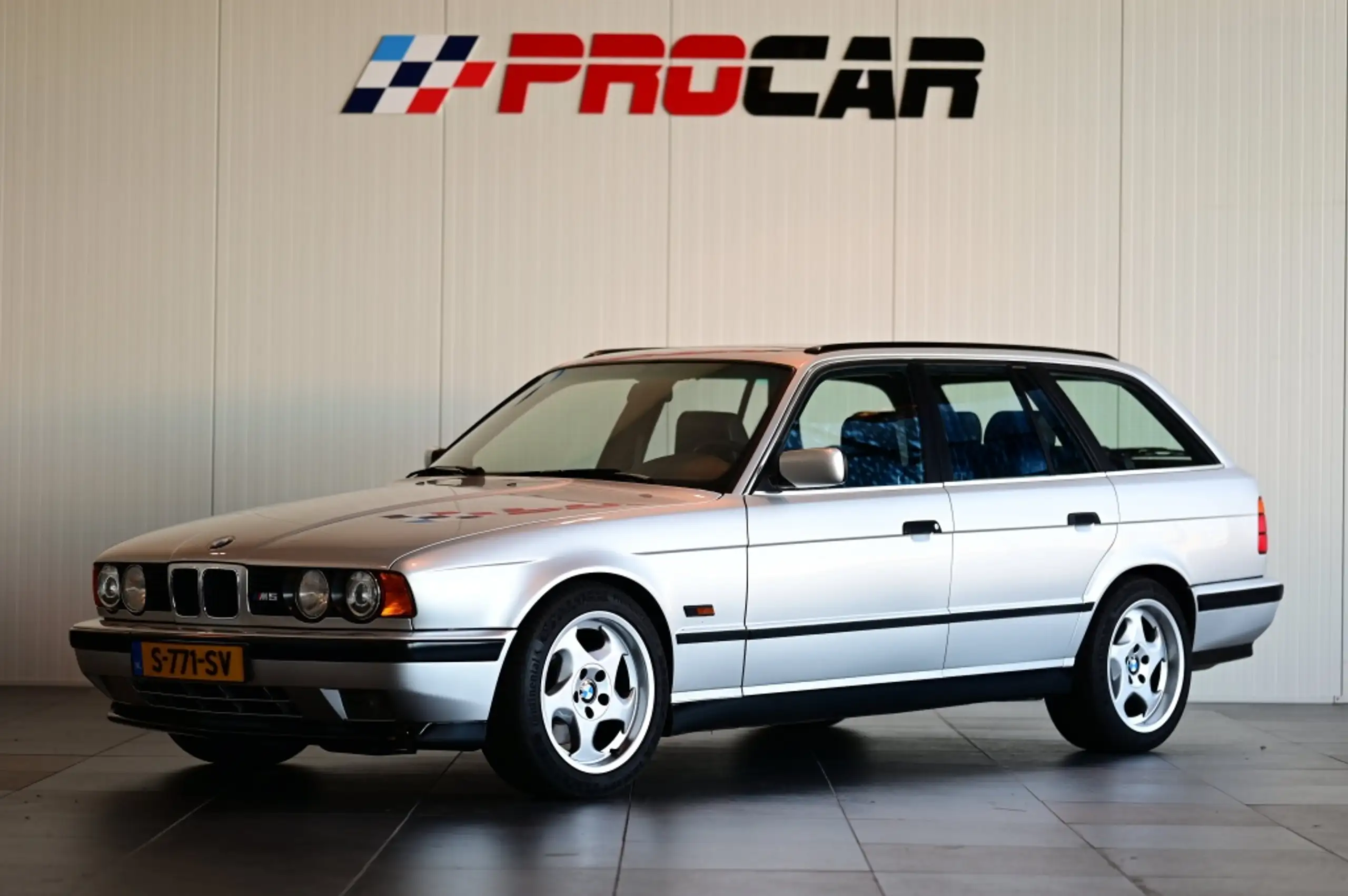 BMW M5 1992