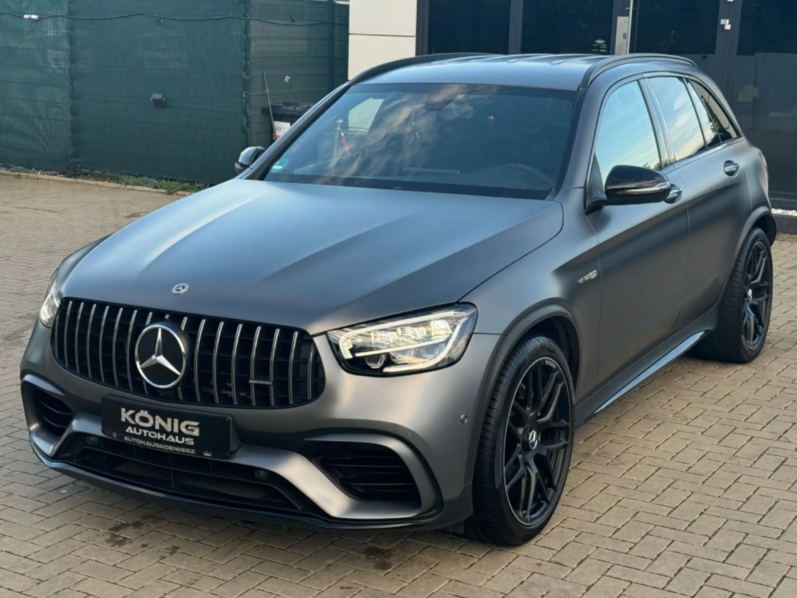 Mercedes-Benz - GLC 63 AMG