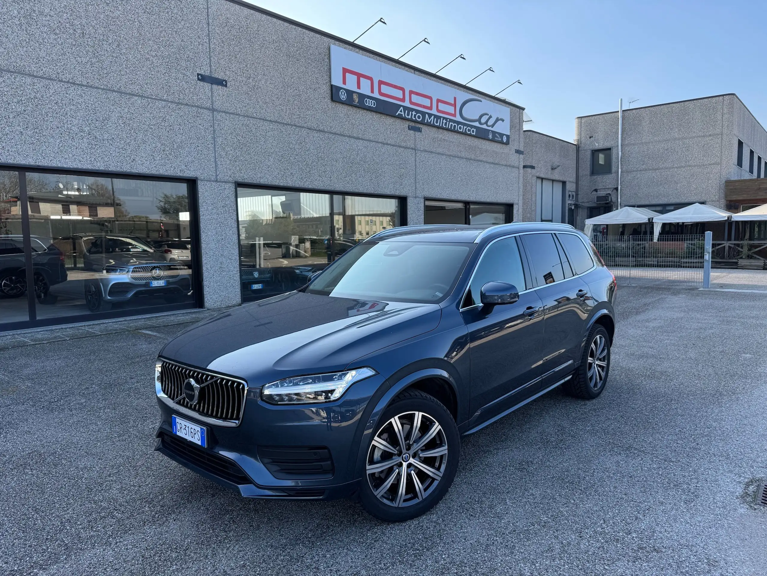 Volvo - XC90