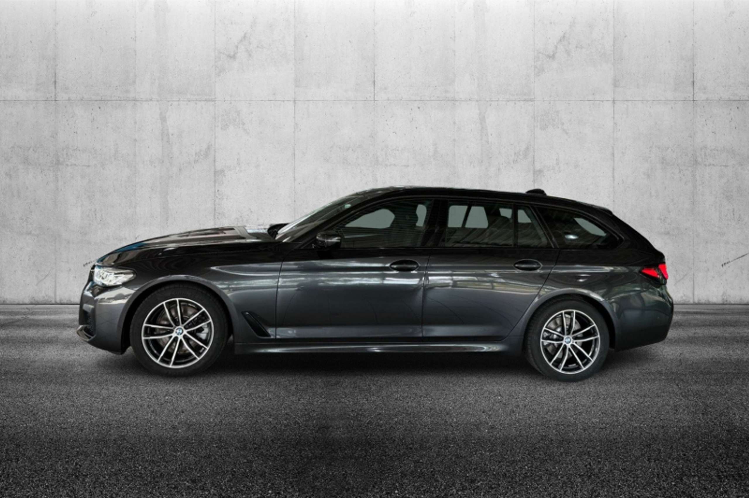 BMW - 520