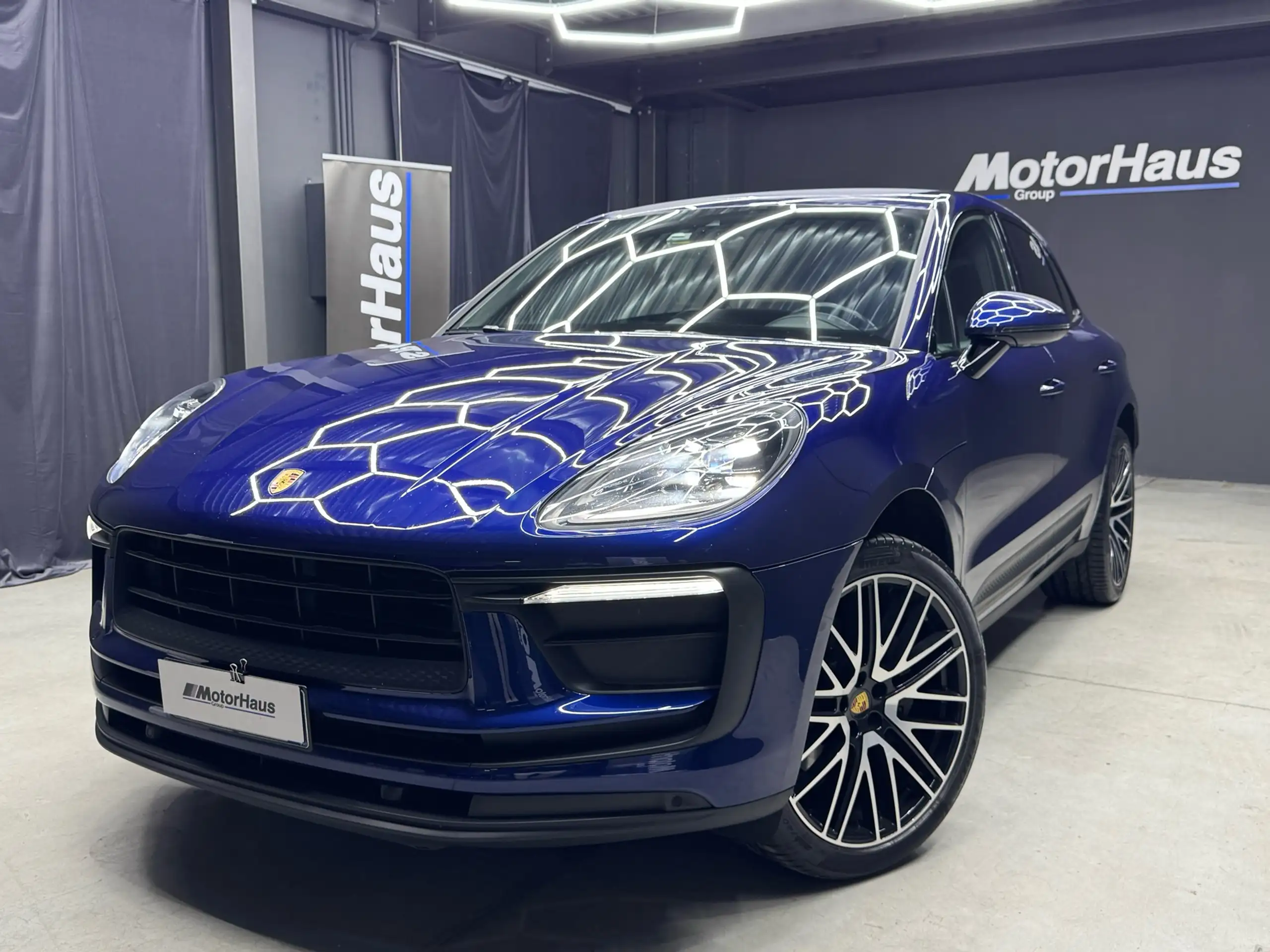 Porsche - Macan