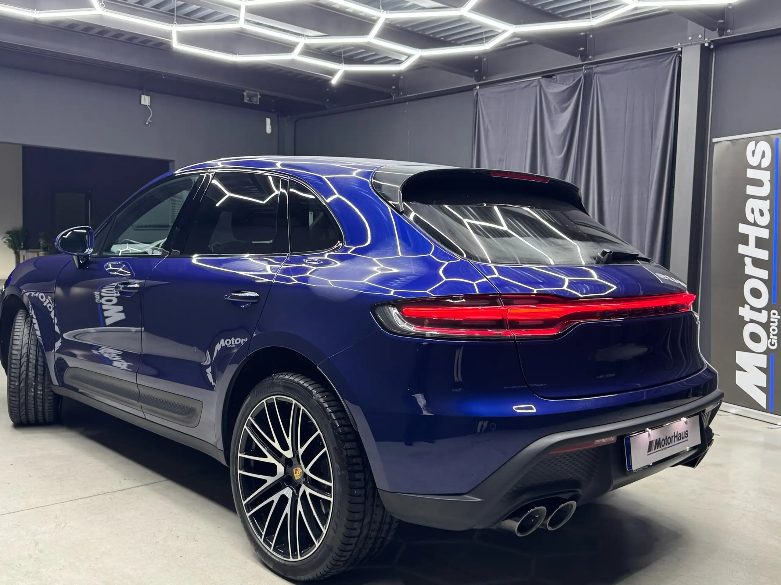 Porsche - Macan