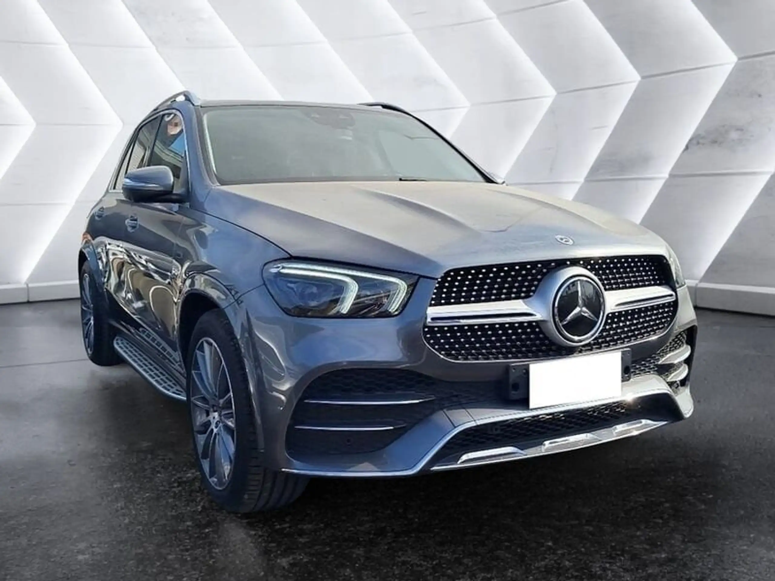 Mercedes-Benz - GLE 350