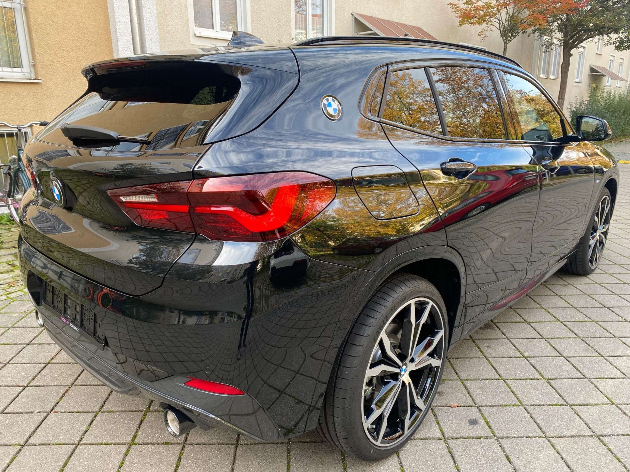 BMW - X2