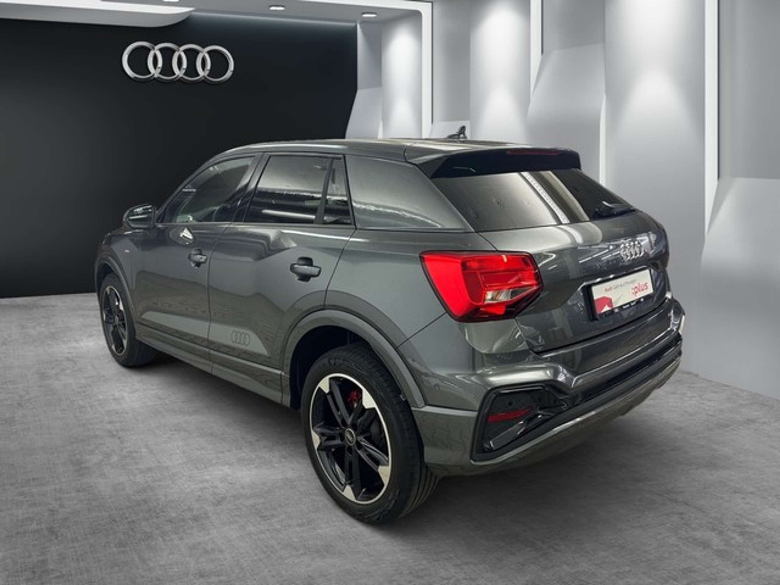 Audi - Q2