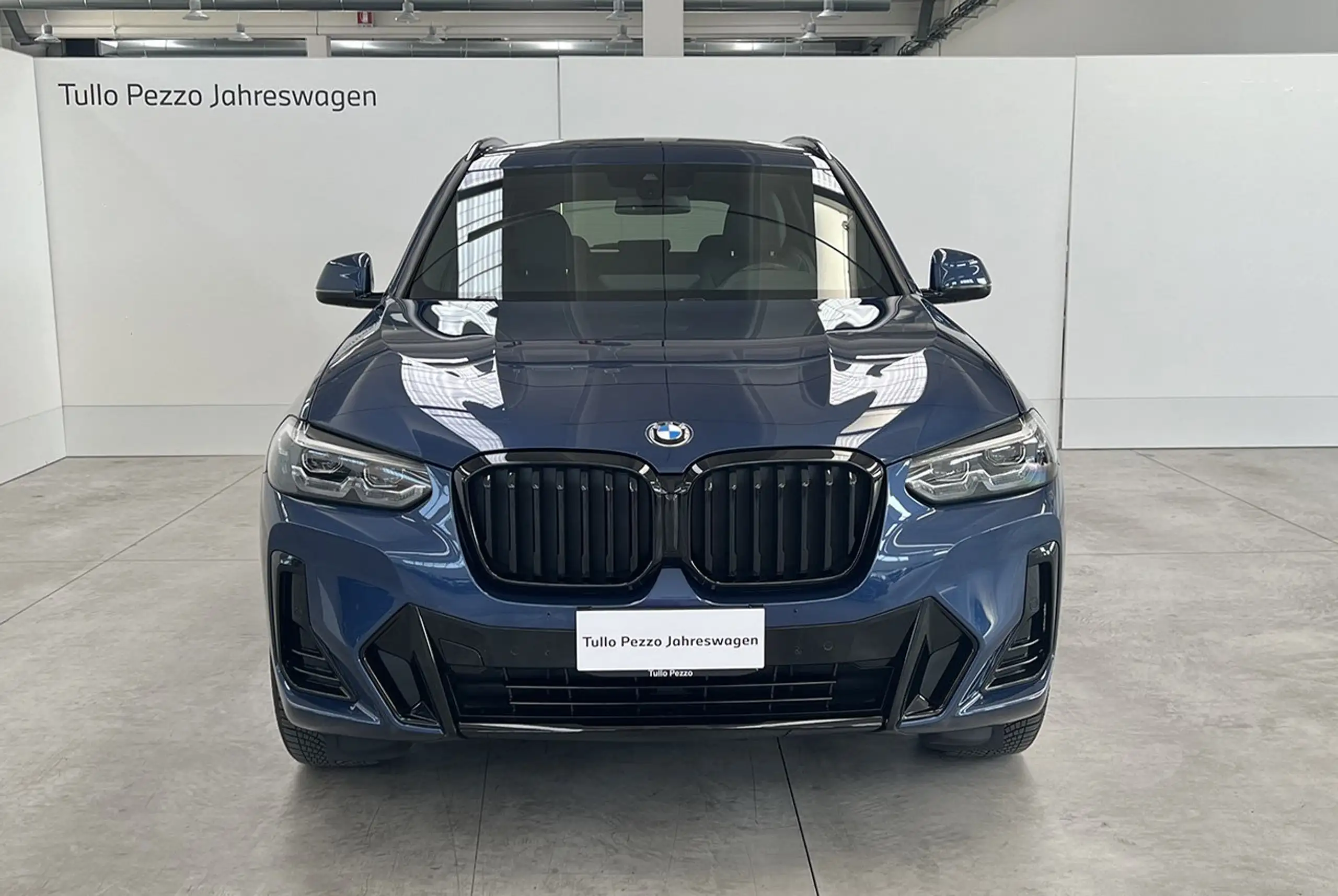 BMW - X3