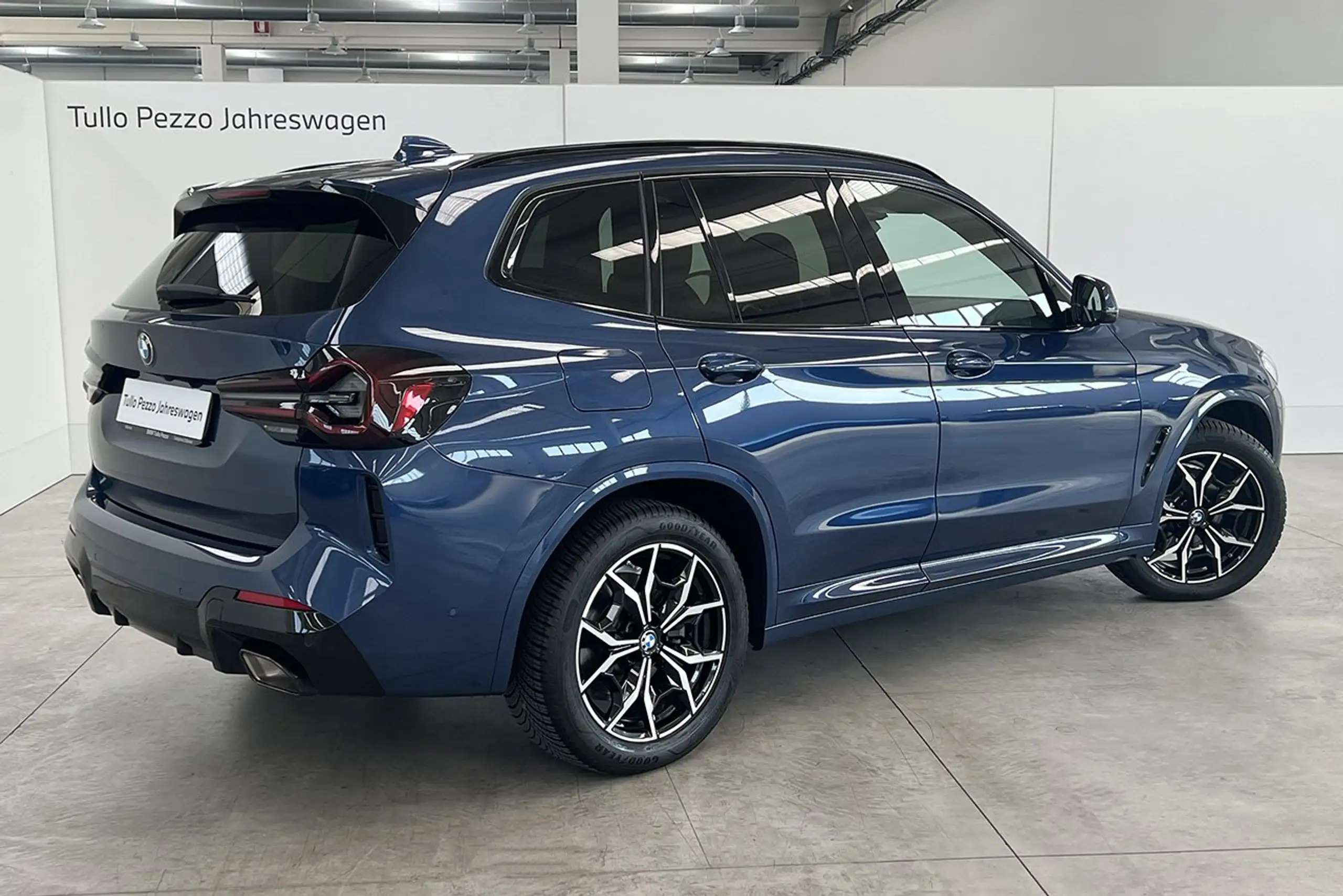 BMW - X3