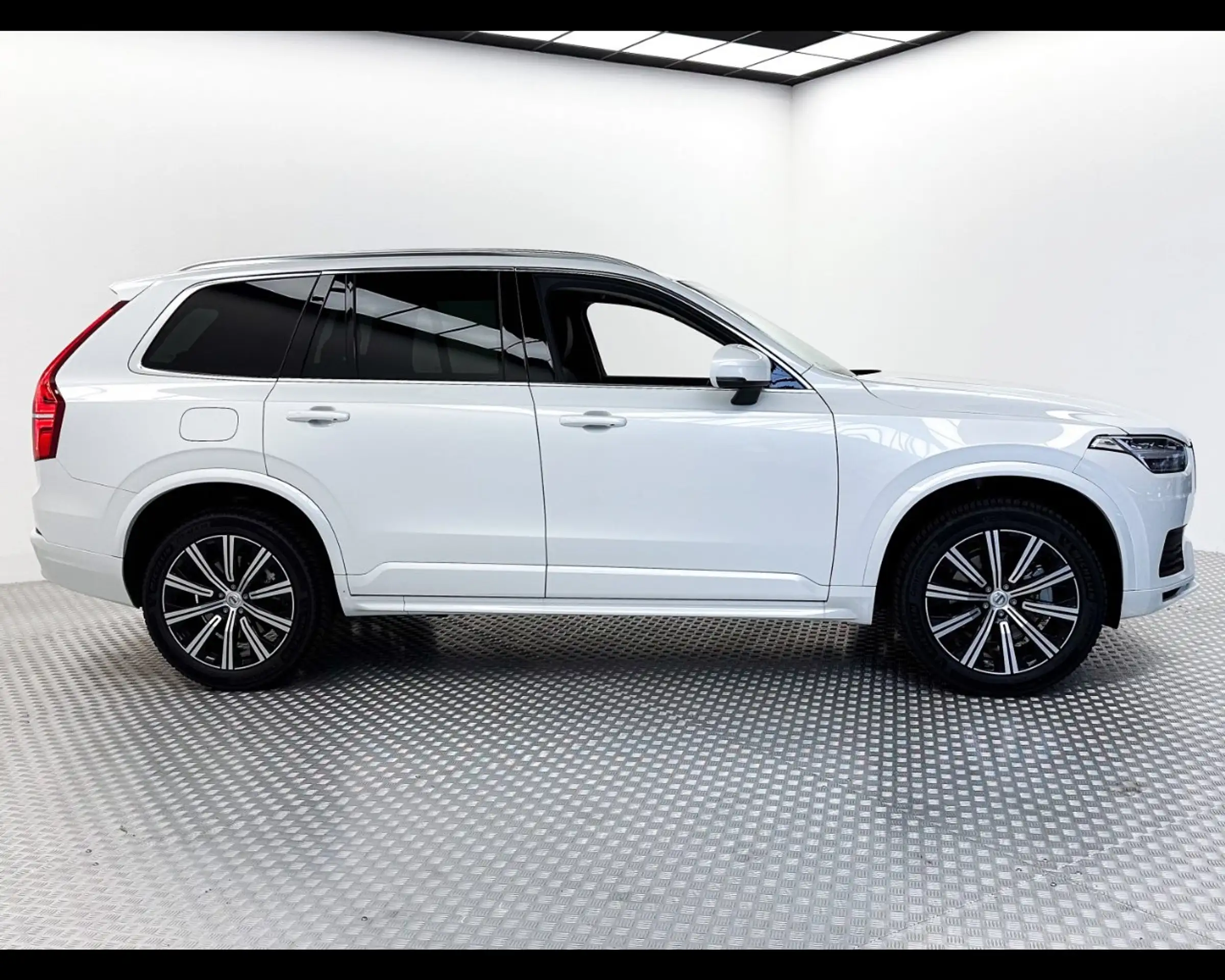 Volvo - XC90