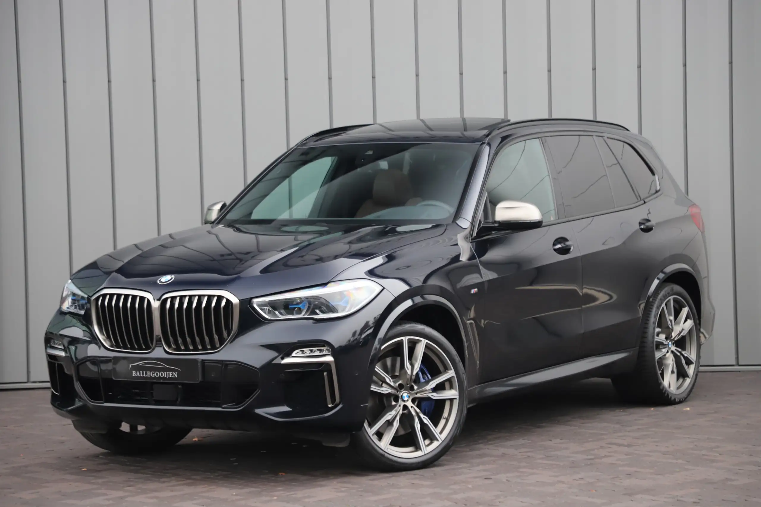 BMW - X5