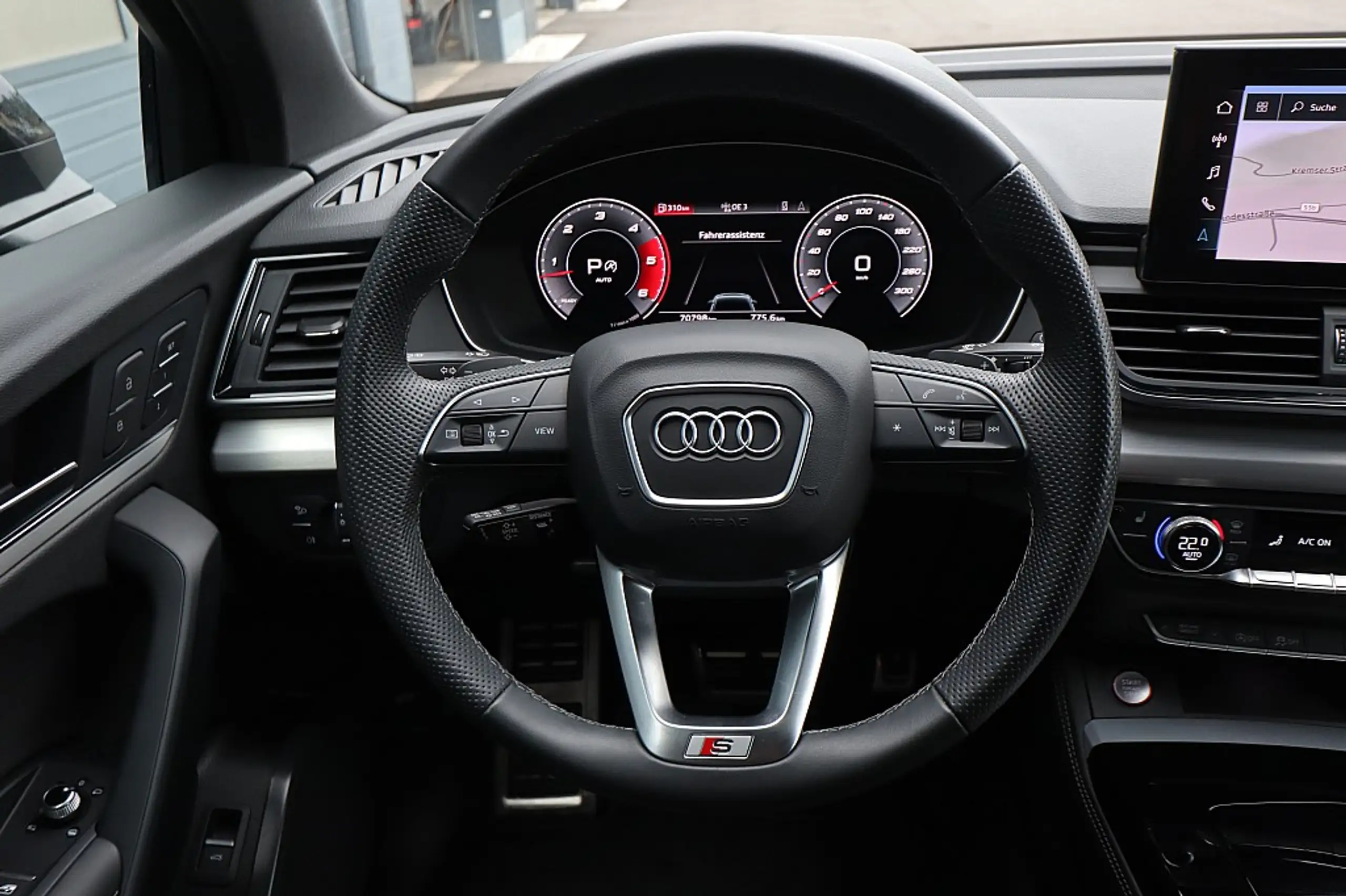 Audi - SQ5