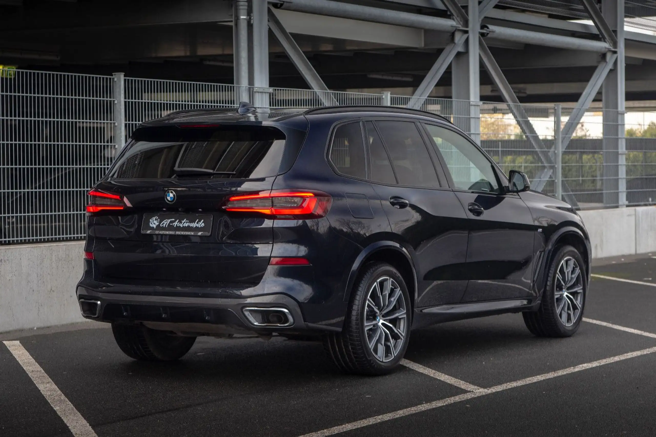 BMW - X5