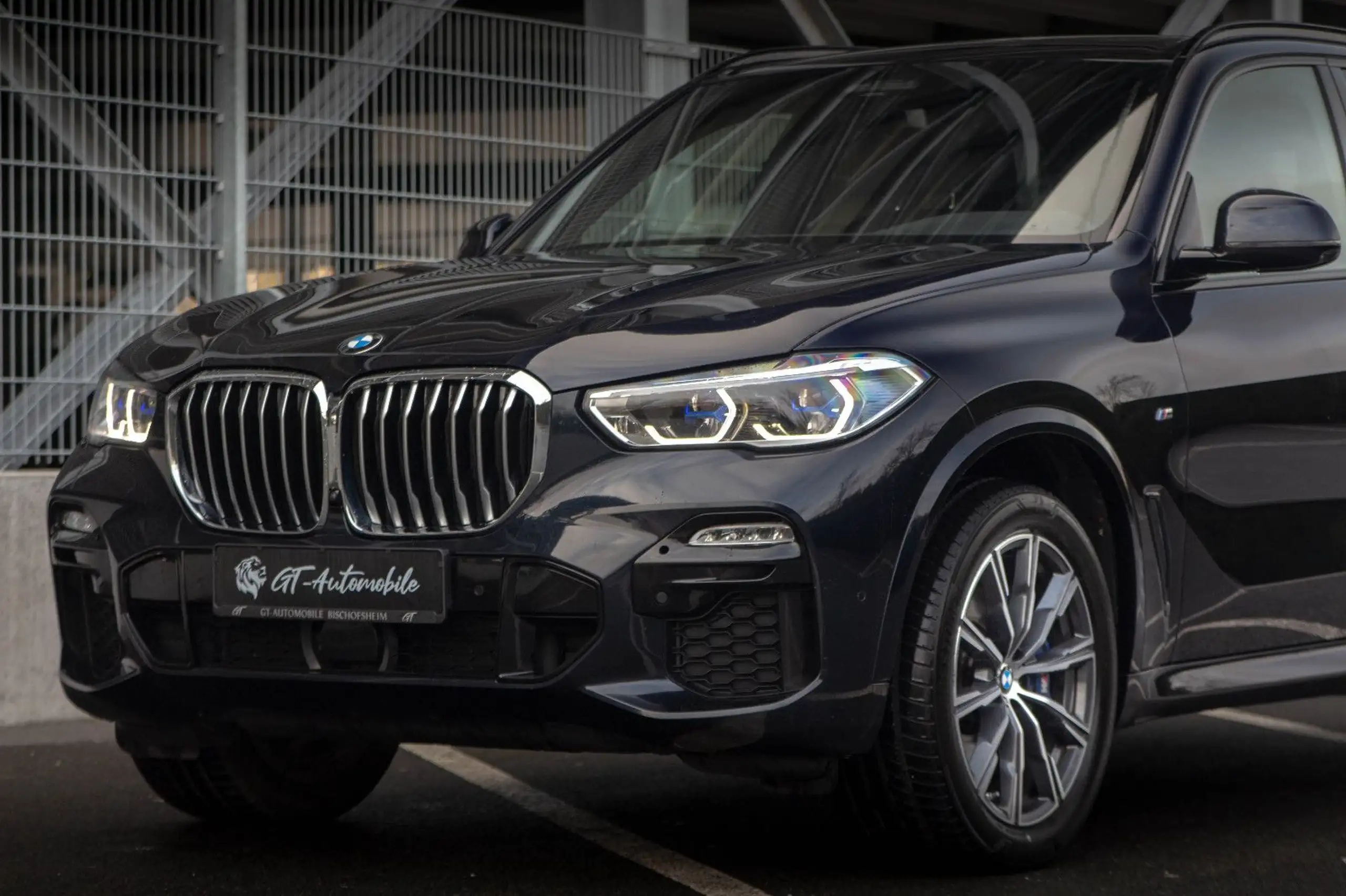 BMW - X5