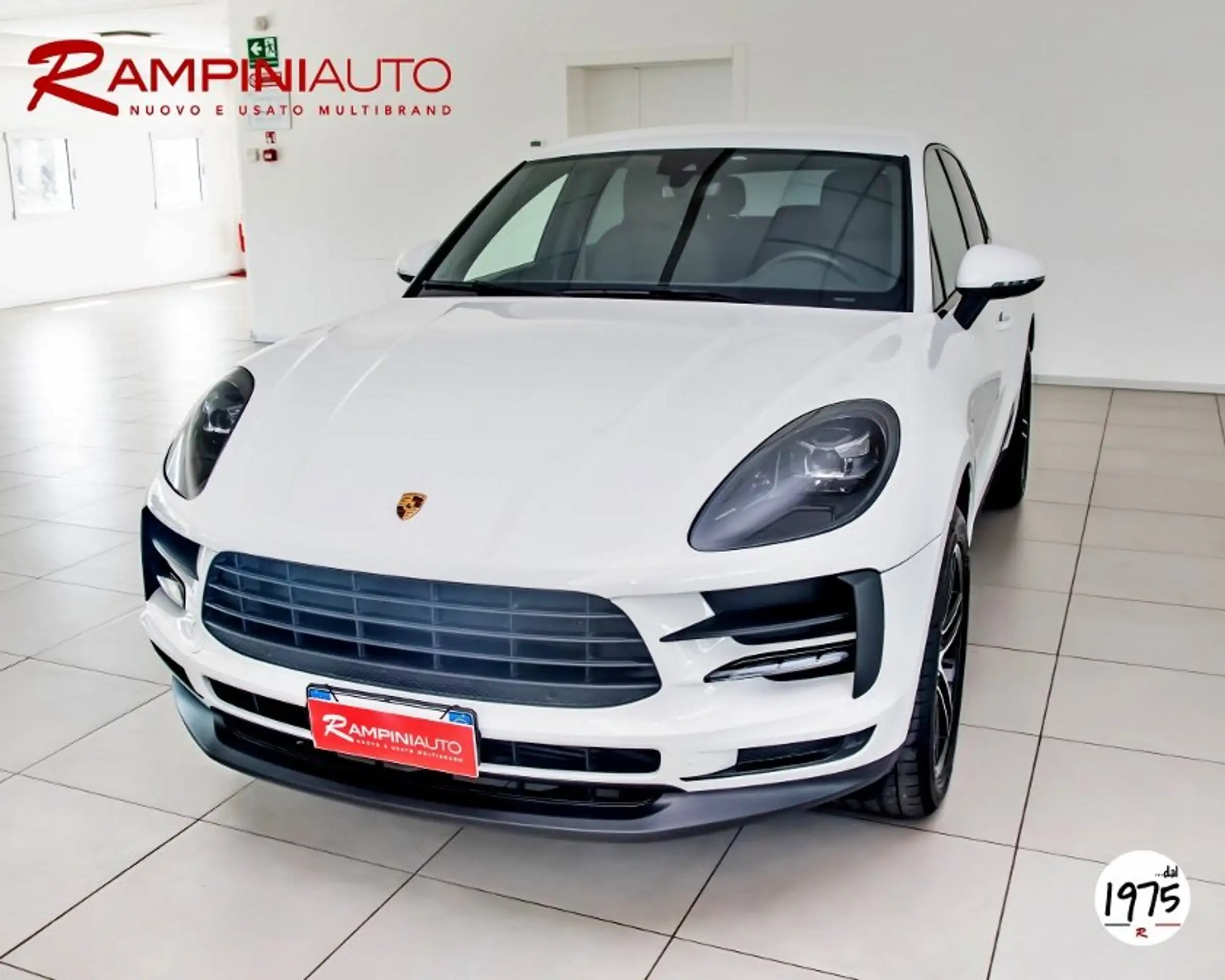 Porsche - Macan