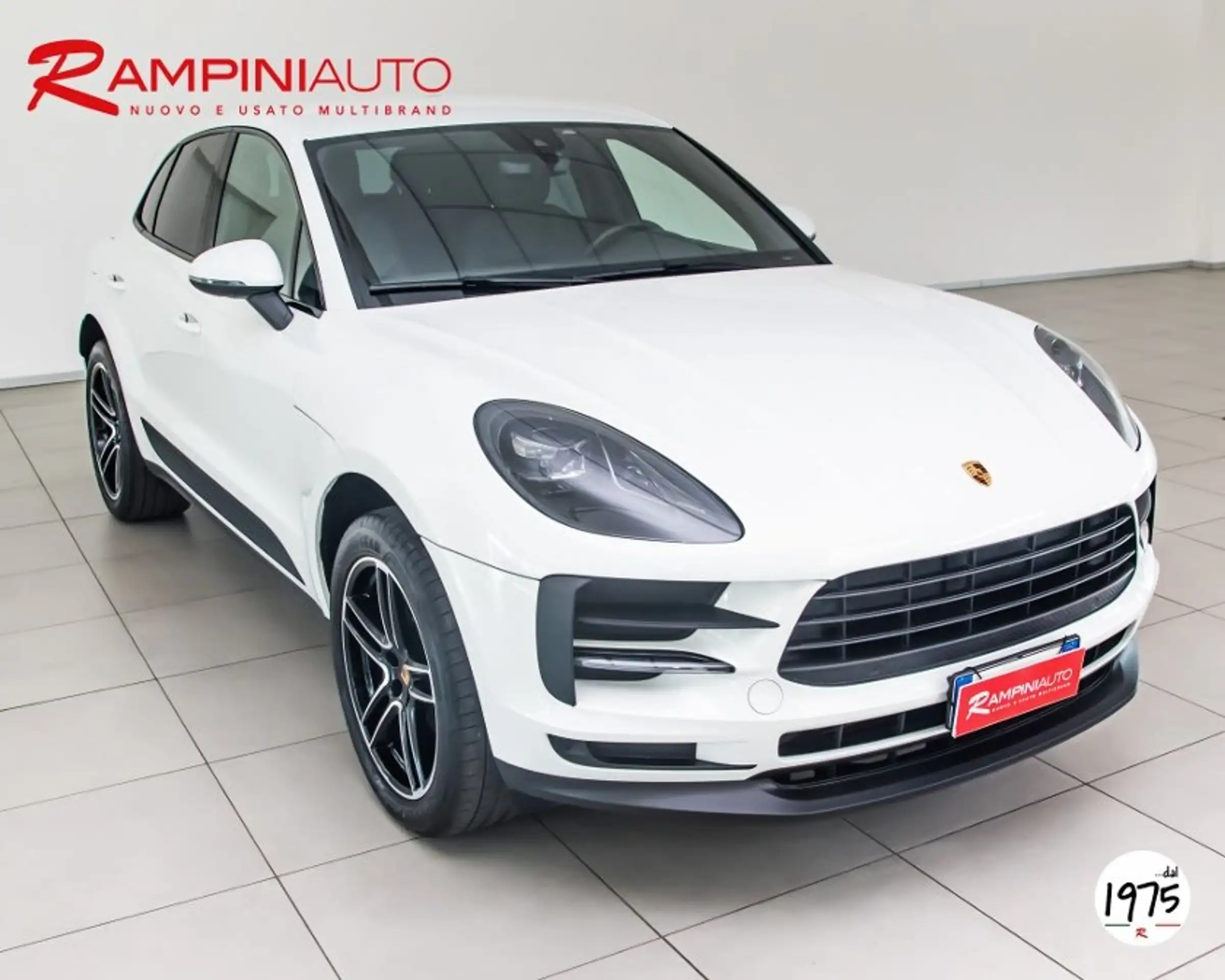 Porsche - Macan