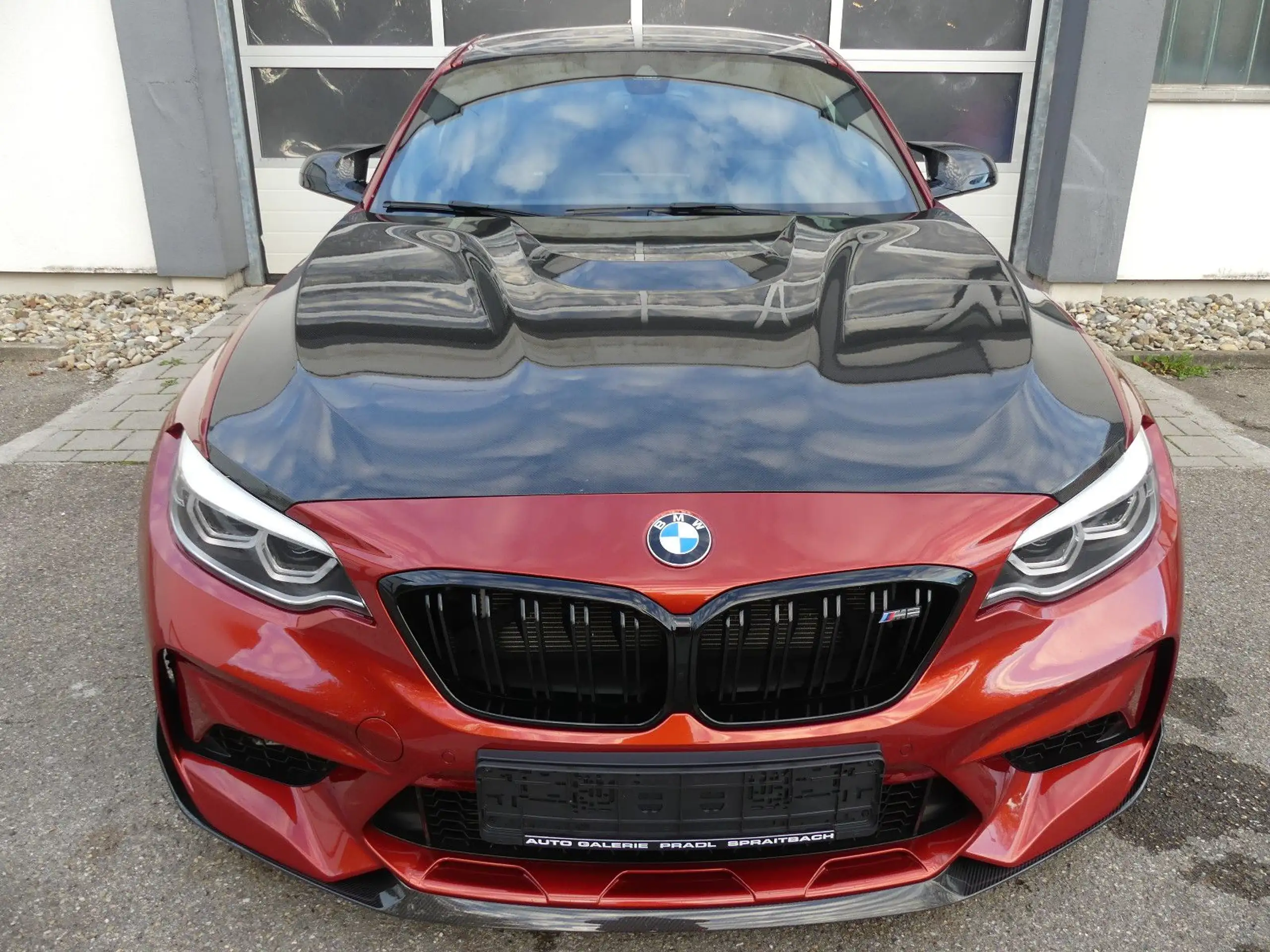 BMW - M2