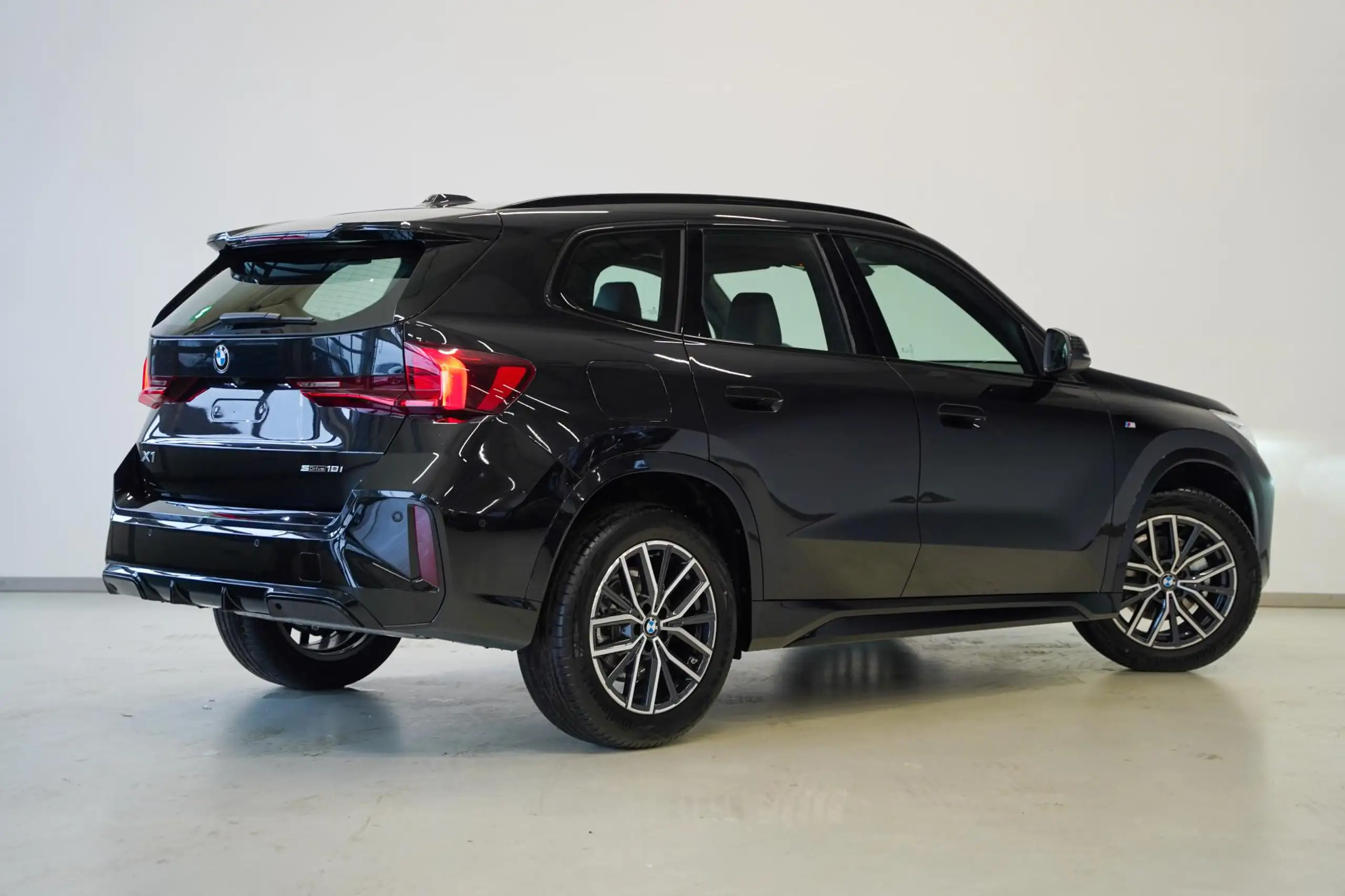 BMW - X1