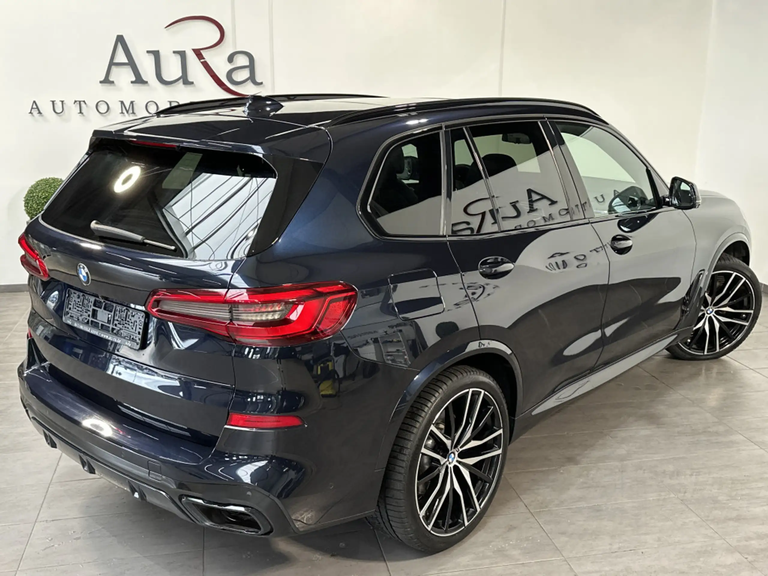 BMW - X5 M