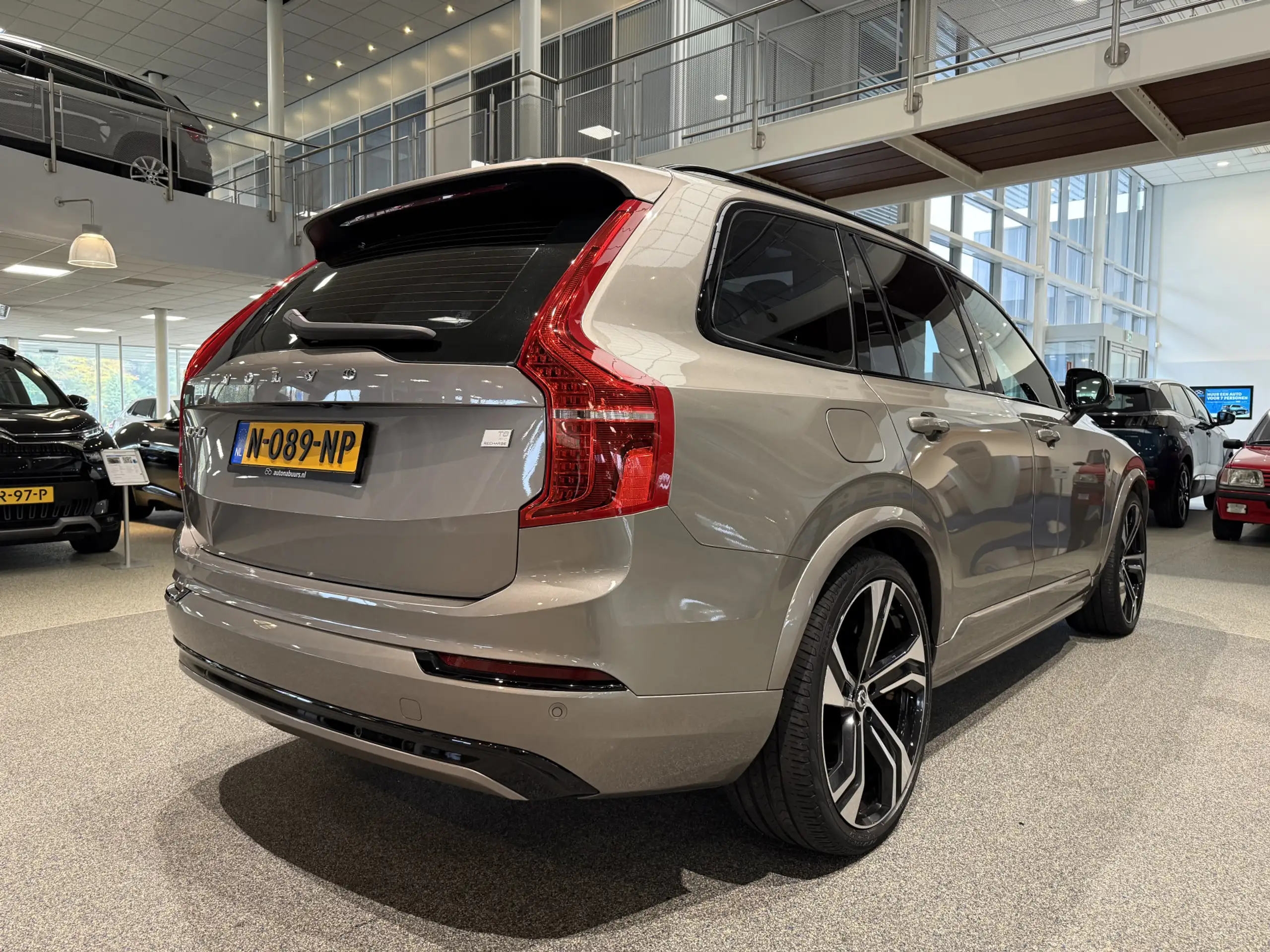 Volvo - XC90