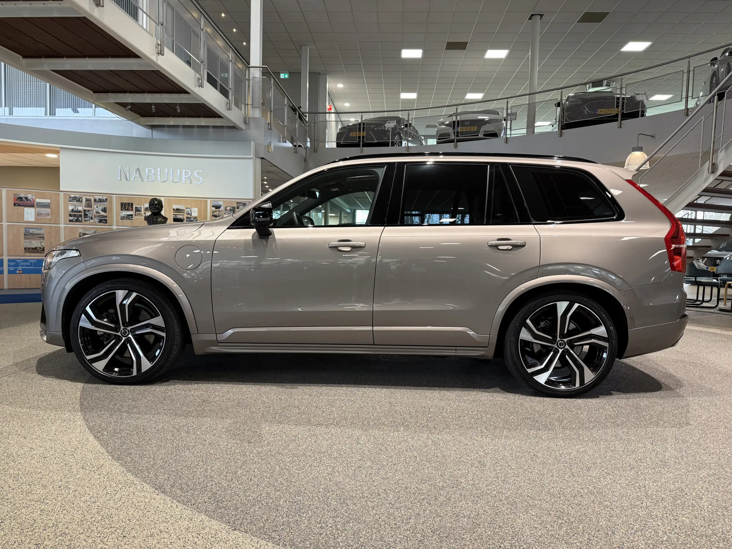 Volvo - XC90