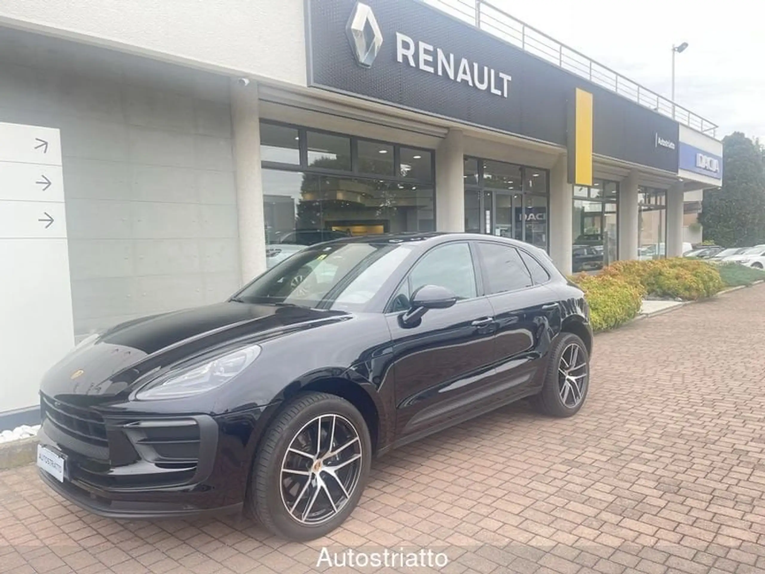 Porsche - Macan