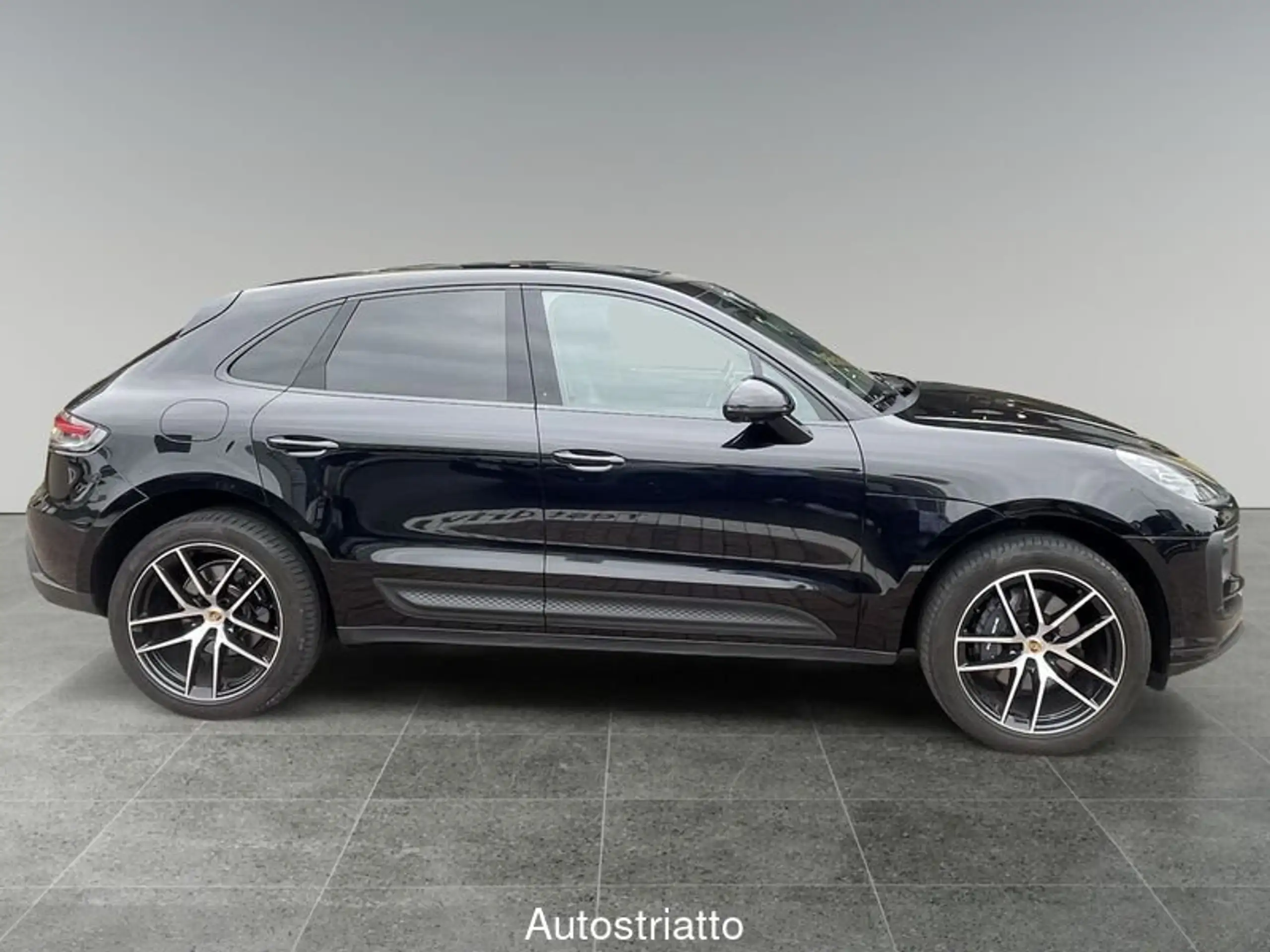 Porsche - Macan