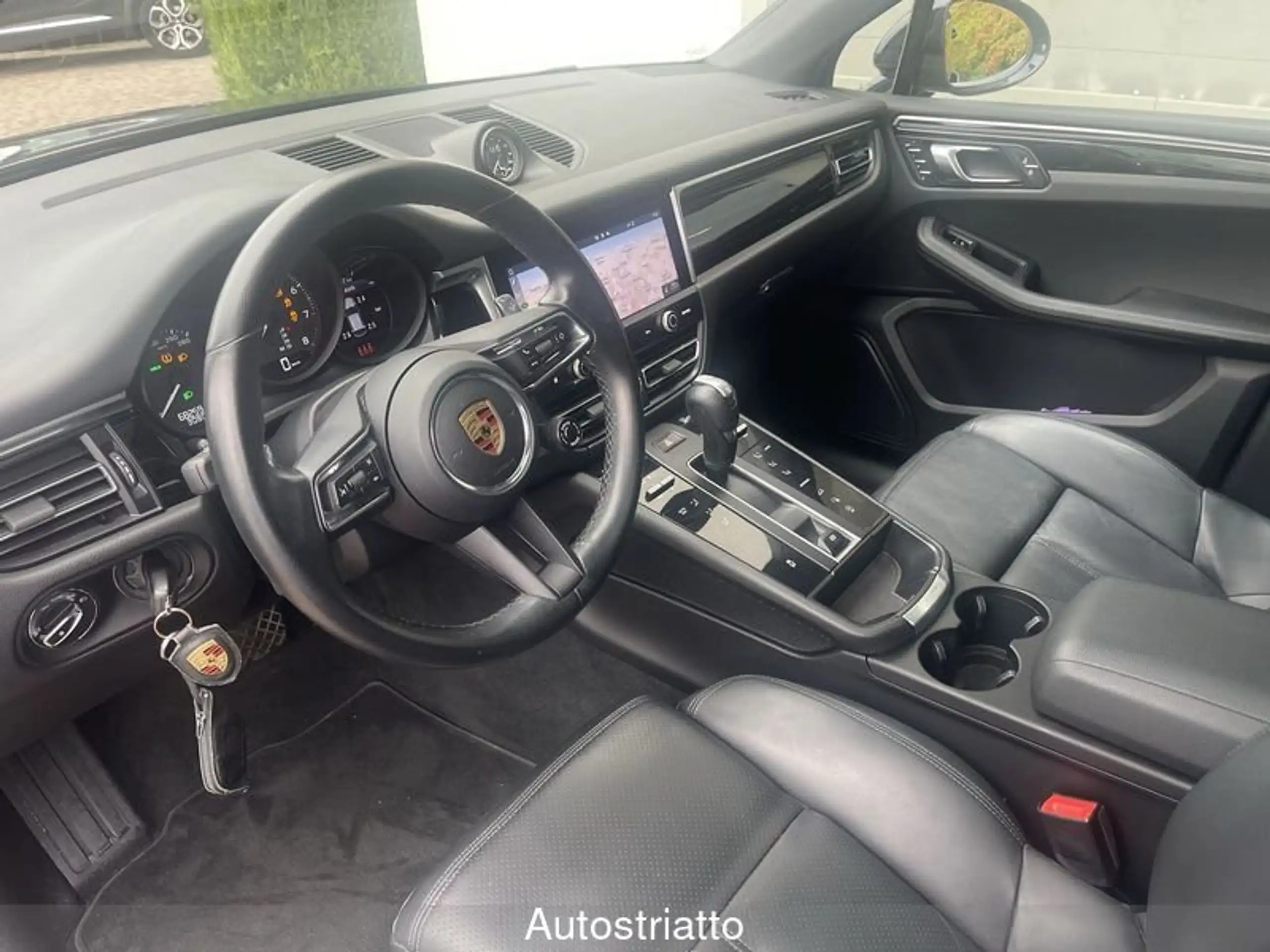 Porsche - Macan