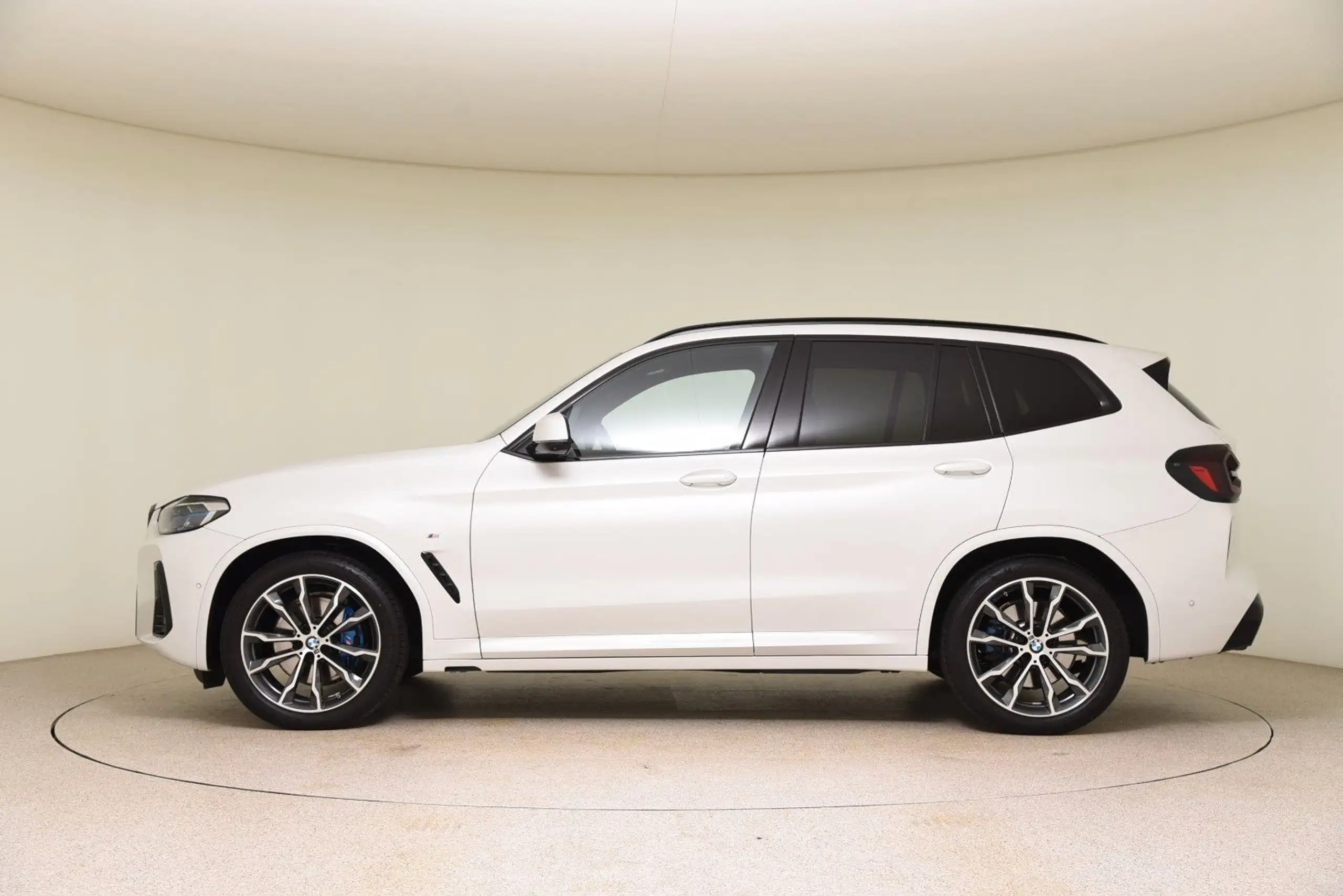 BMW - X3