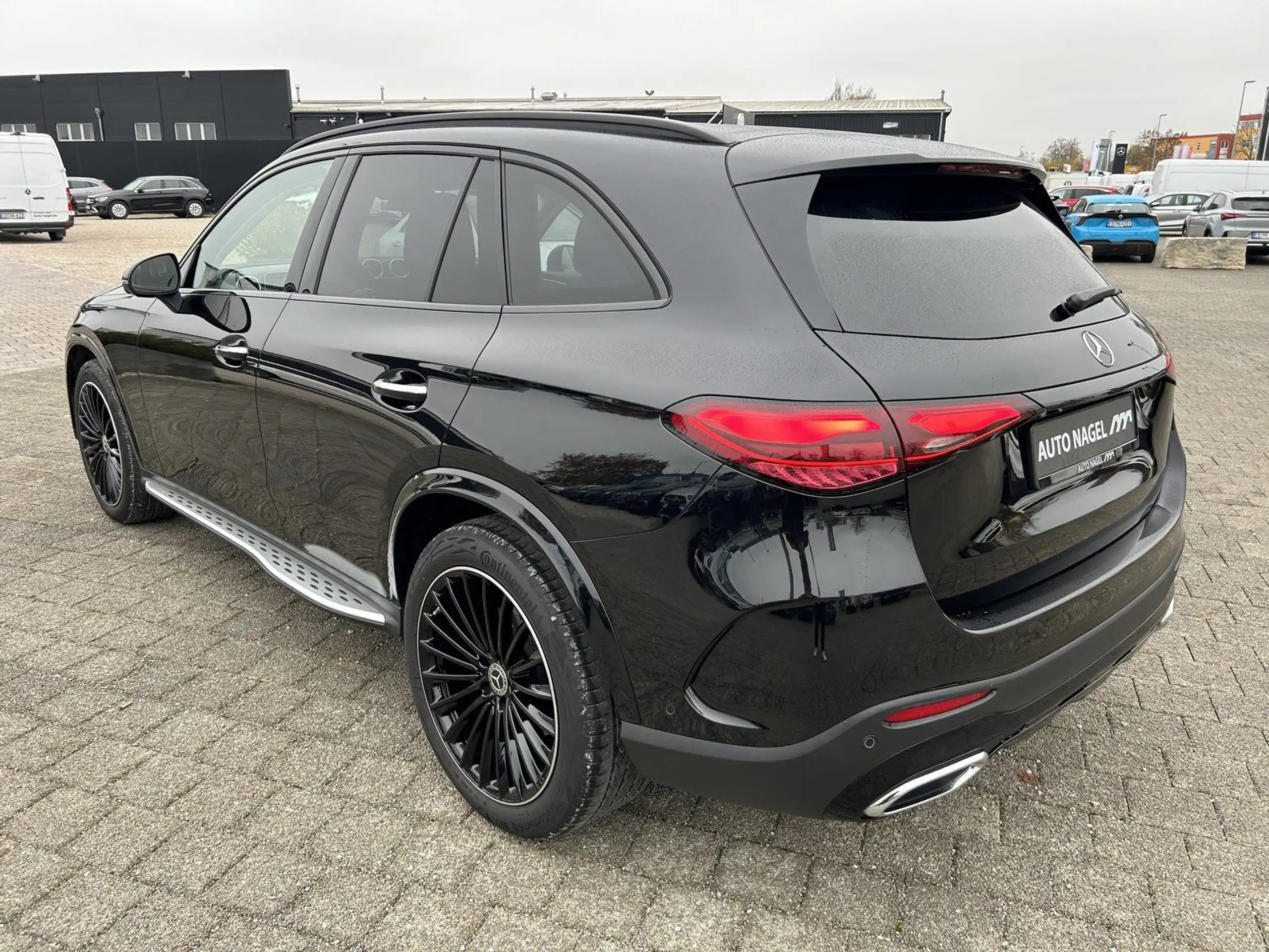 Mercedes-Benz - GLC 220