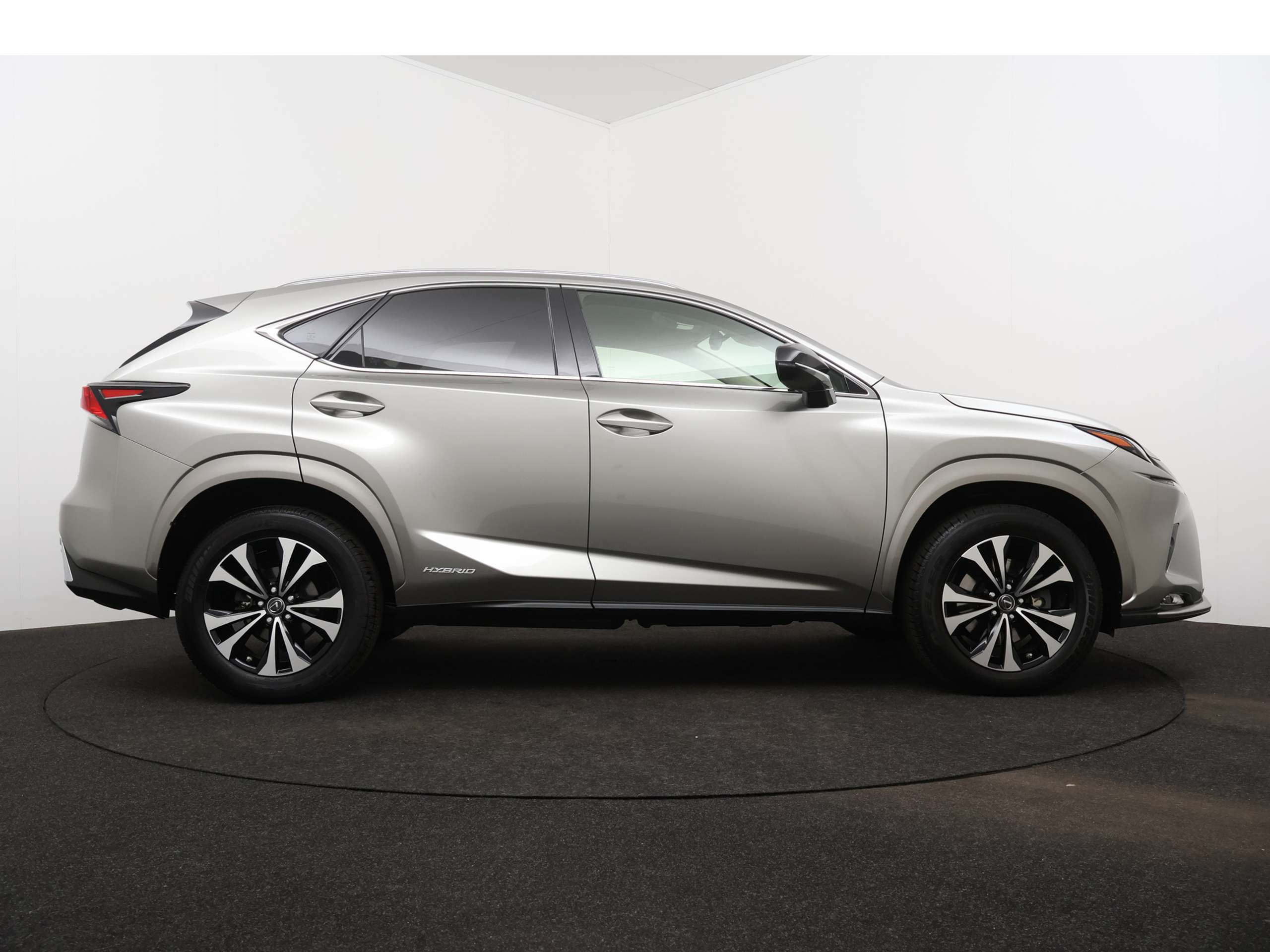 Lexus - NX 300h