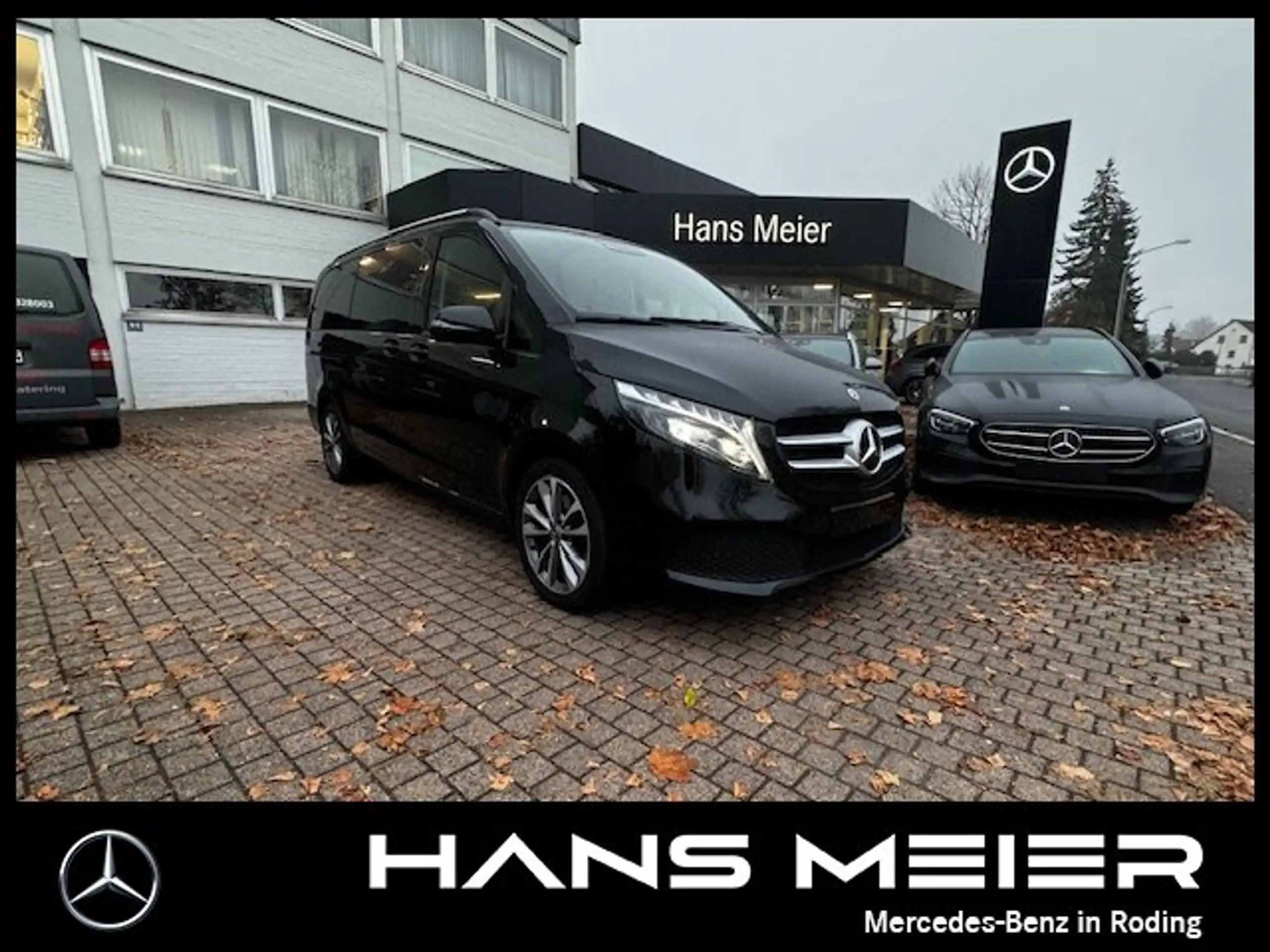 Mercedes-Benz - V 250