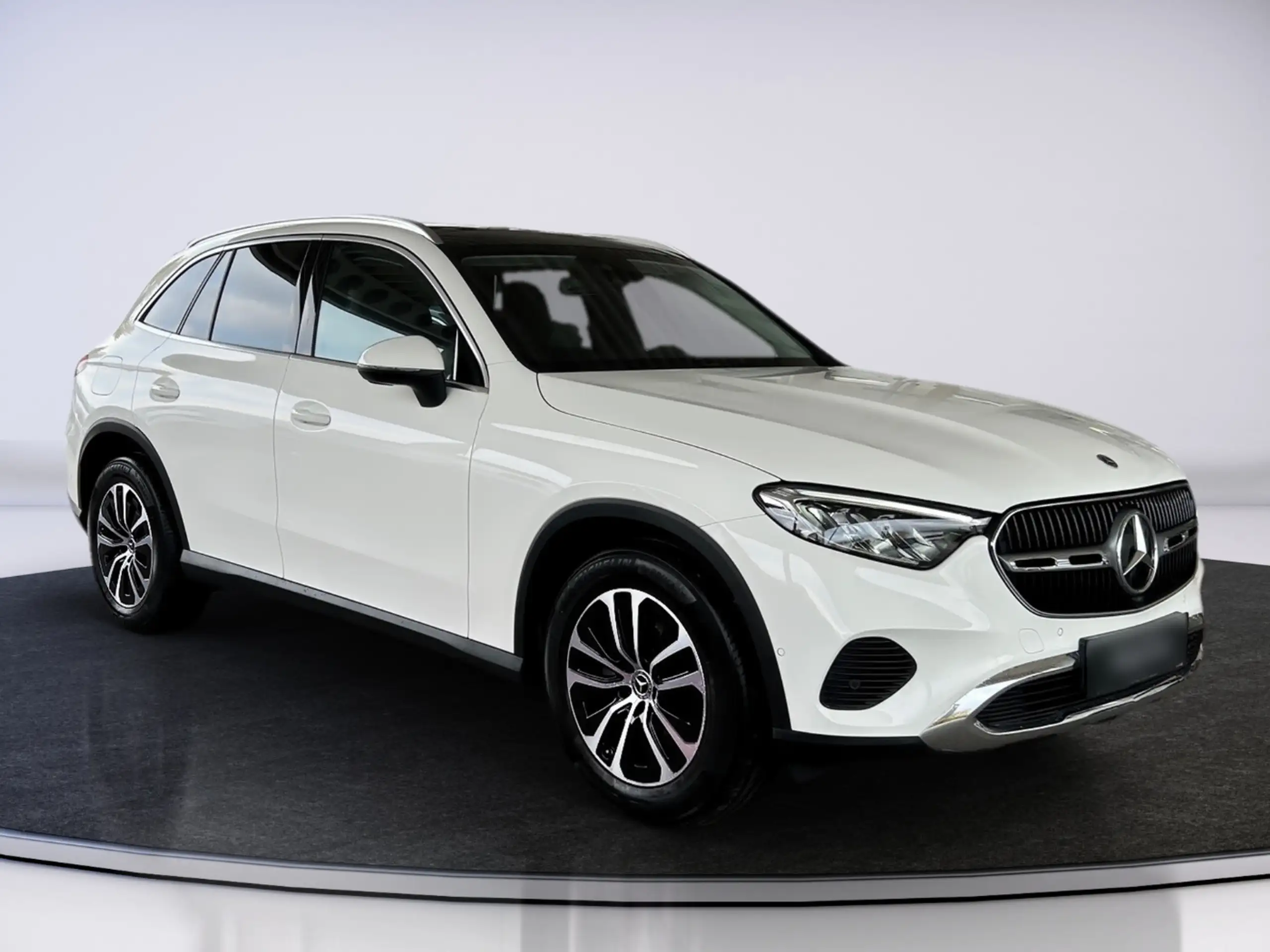 Mercedes-Benz - GLC 220