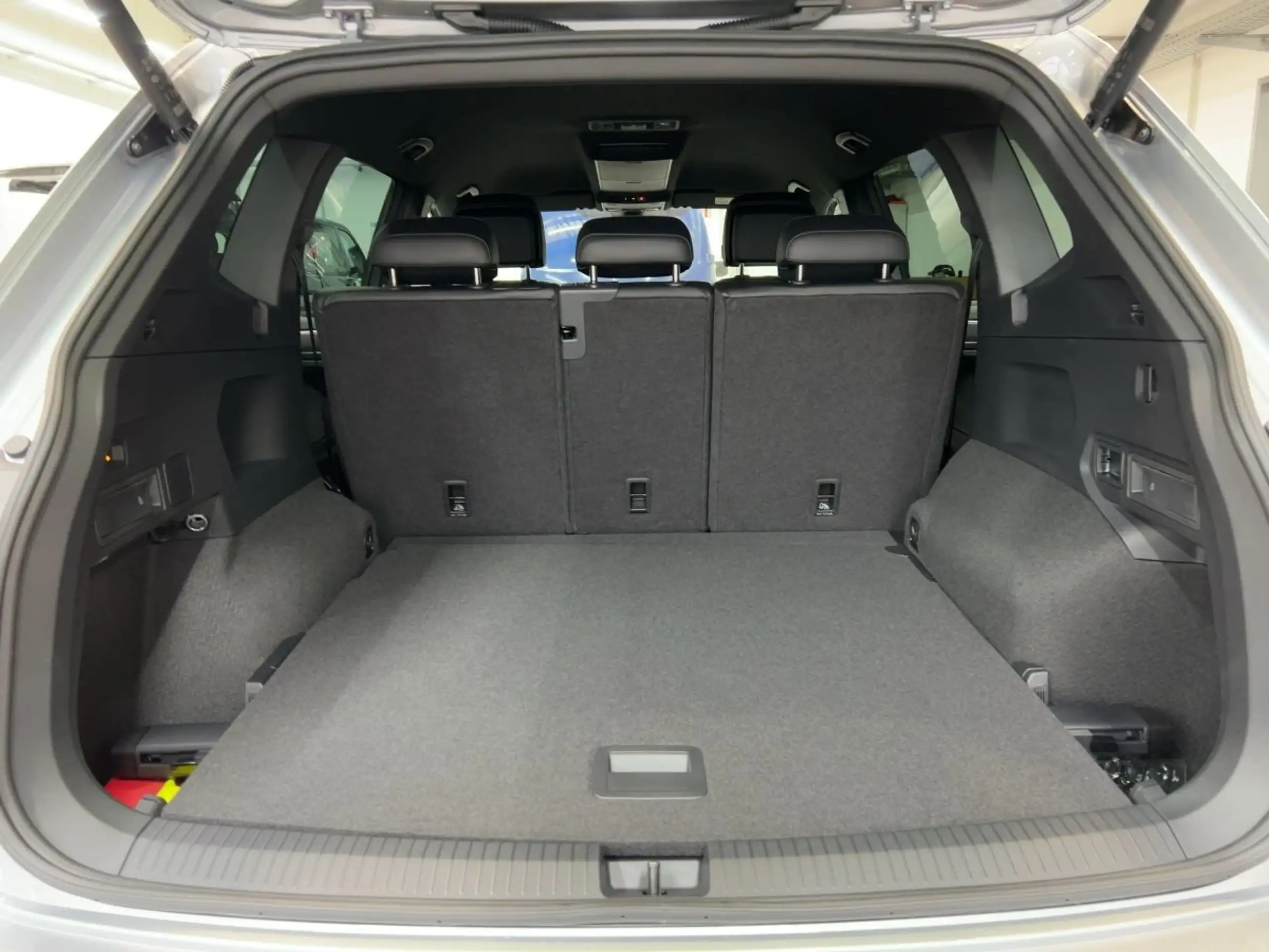 Volkswagen - Tiguan Allspace