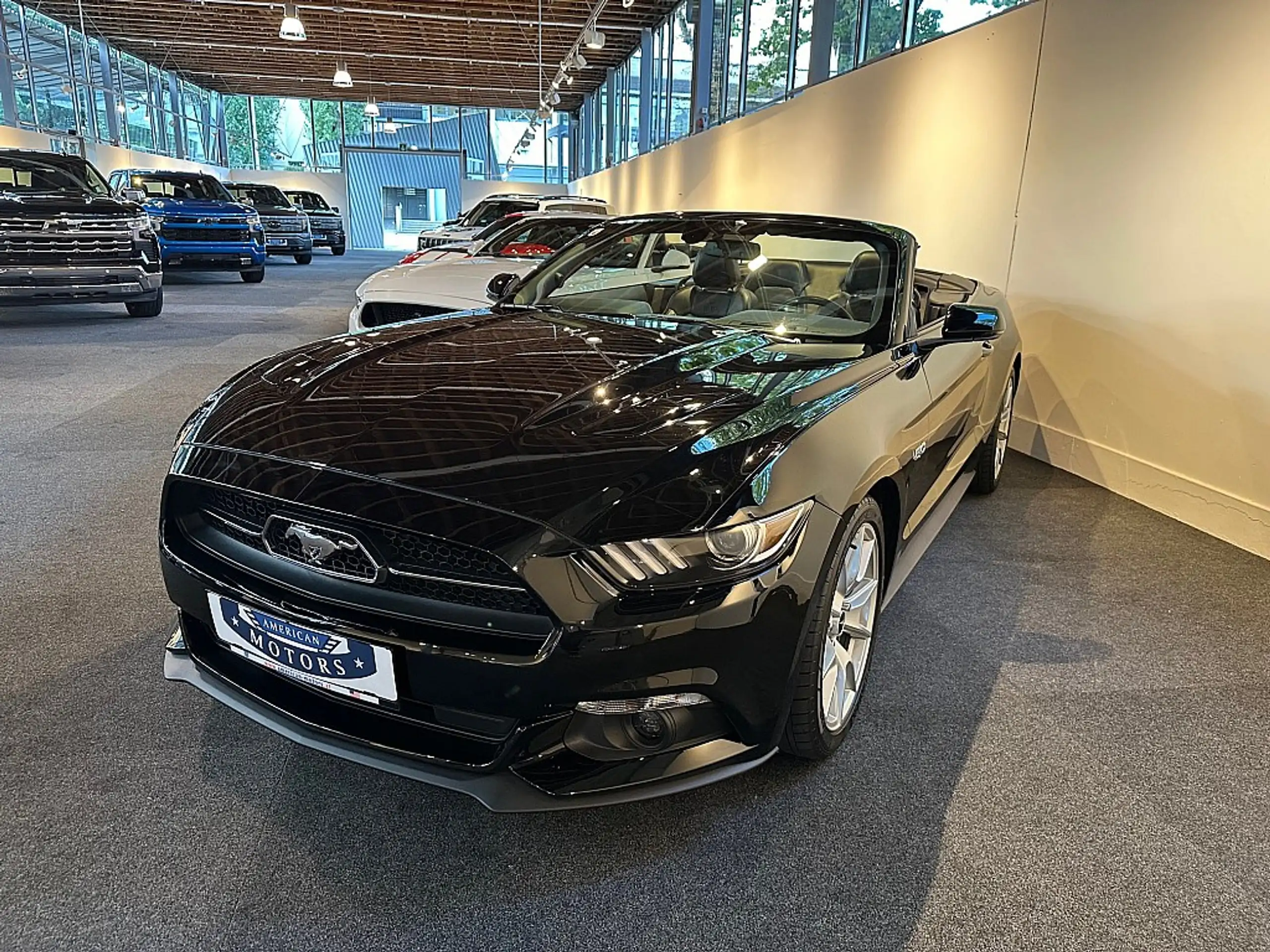 Ford - Mustang