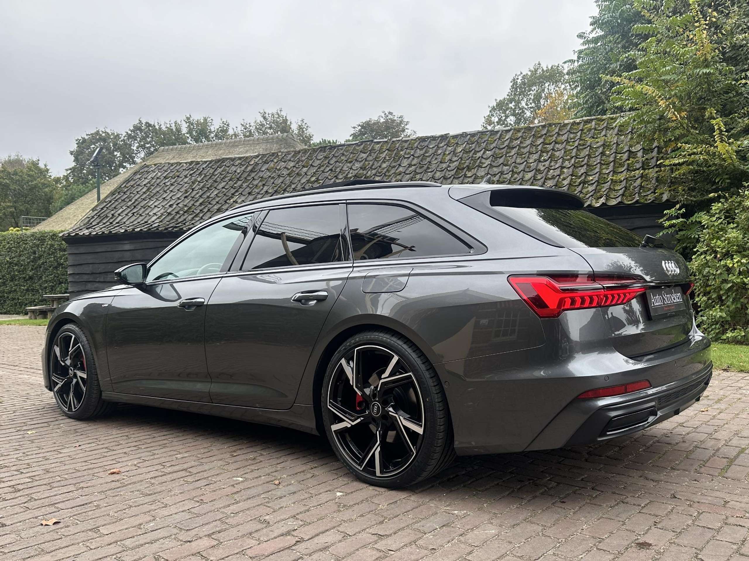 Audi - A6