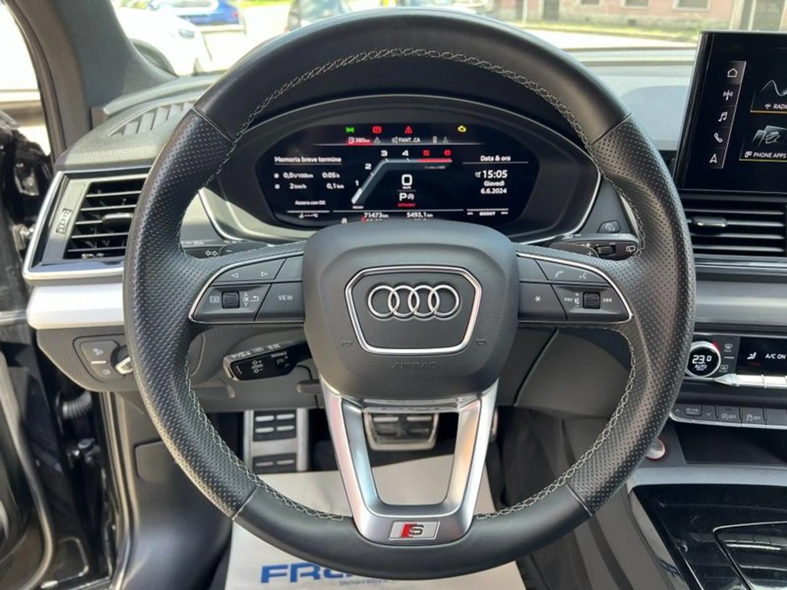 Audi - SQ5