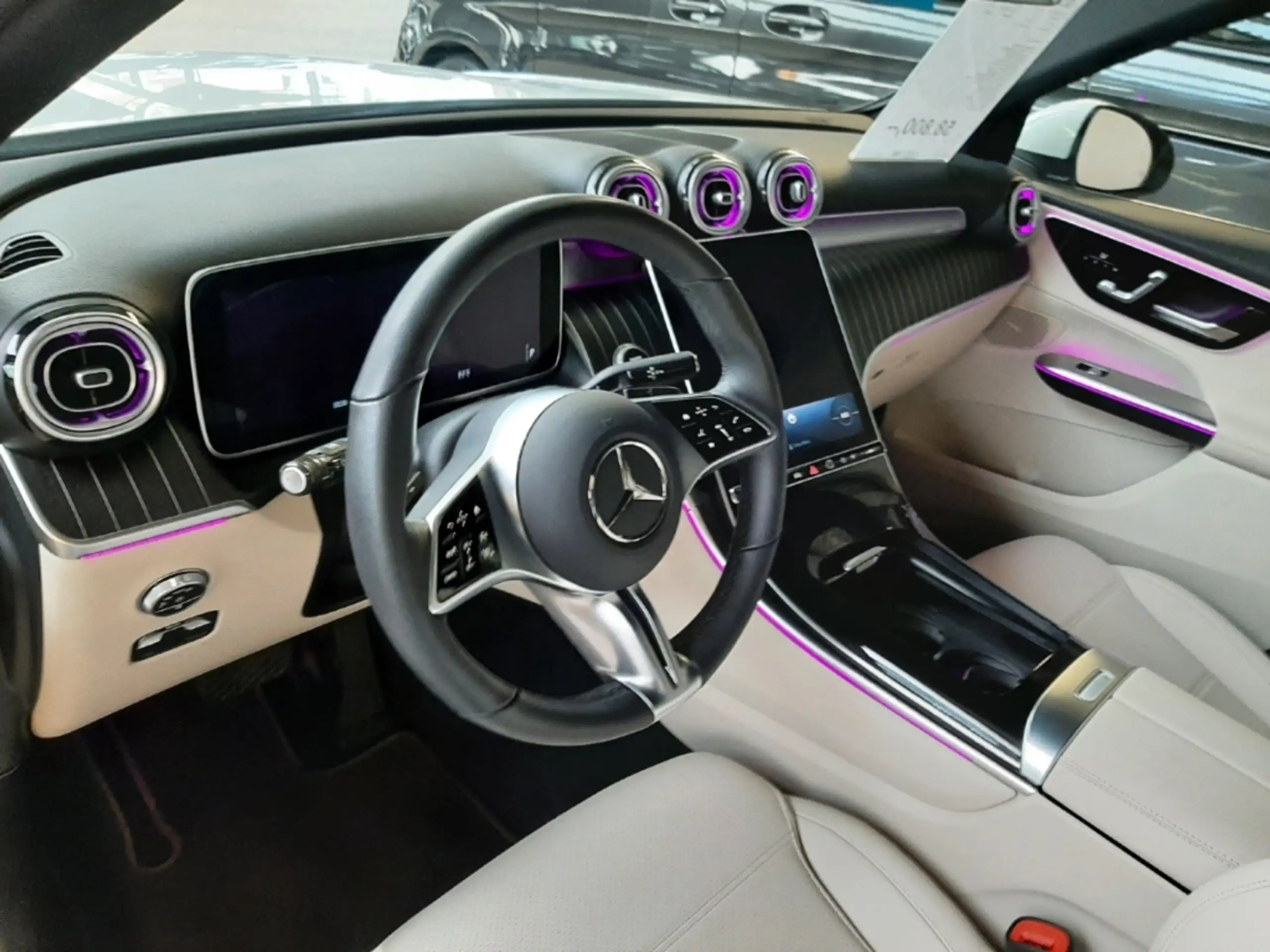 Mercedes-Benz - GLC 220