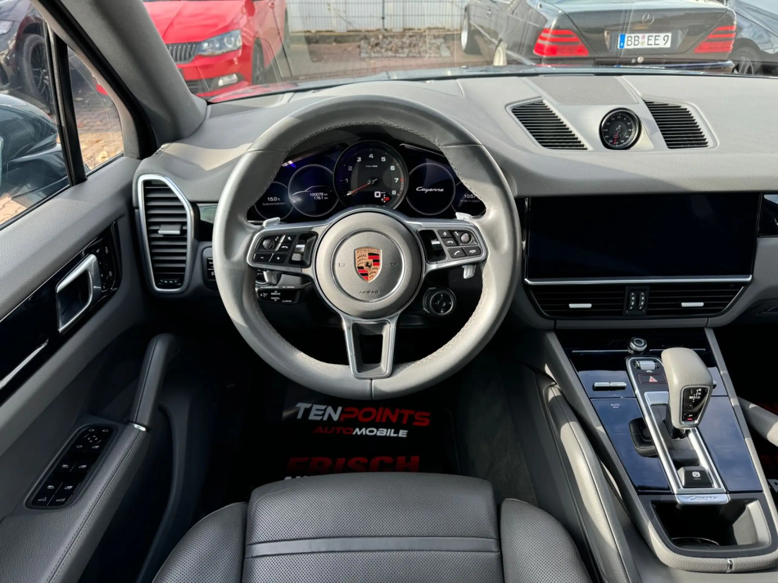 Porsche - Cayenne