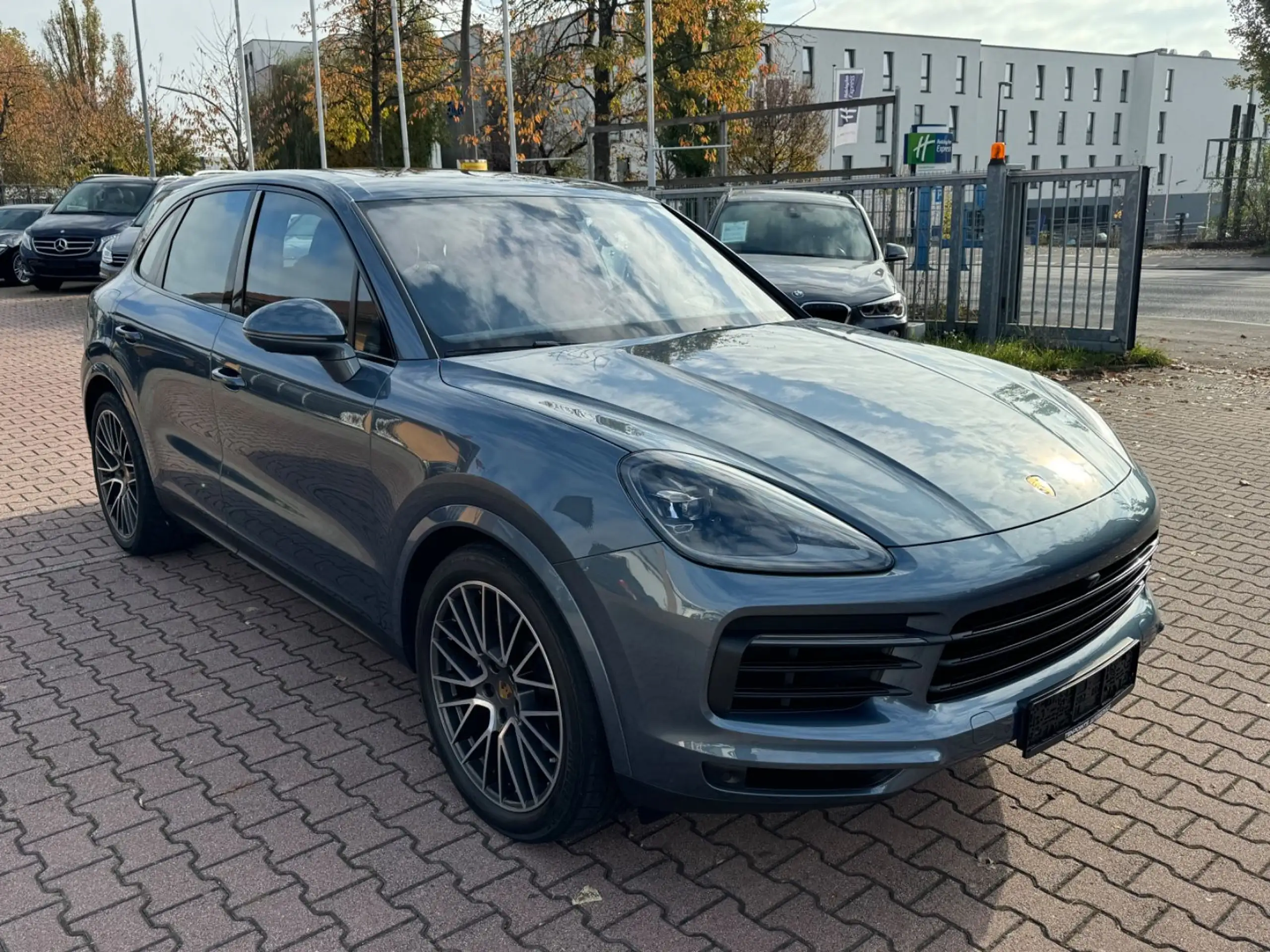 Porsche - Cayenne