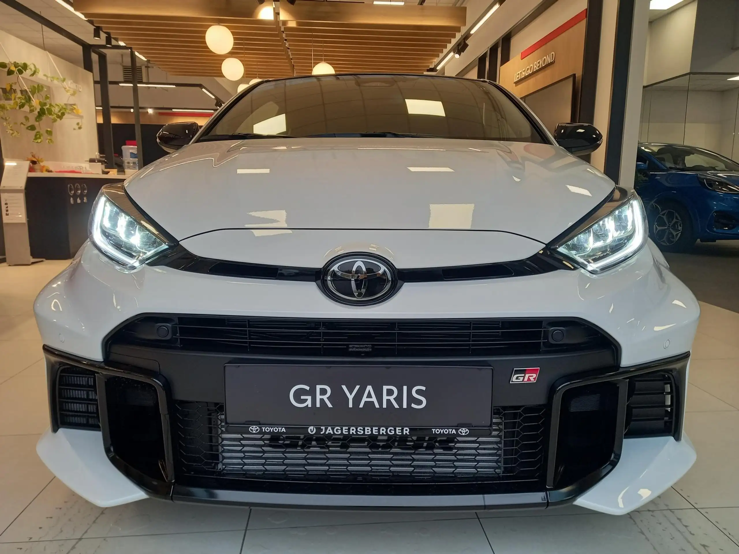 Toyota - Yaris