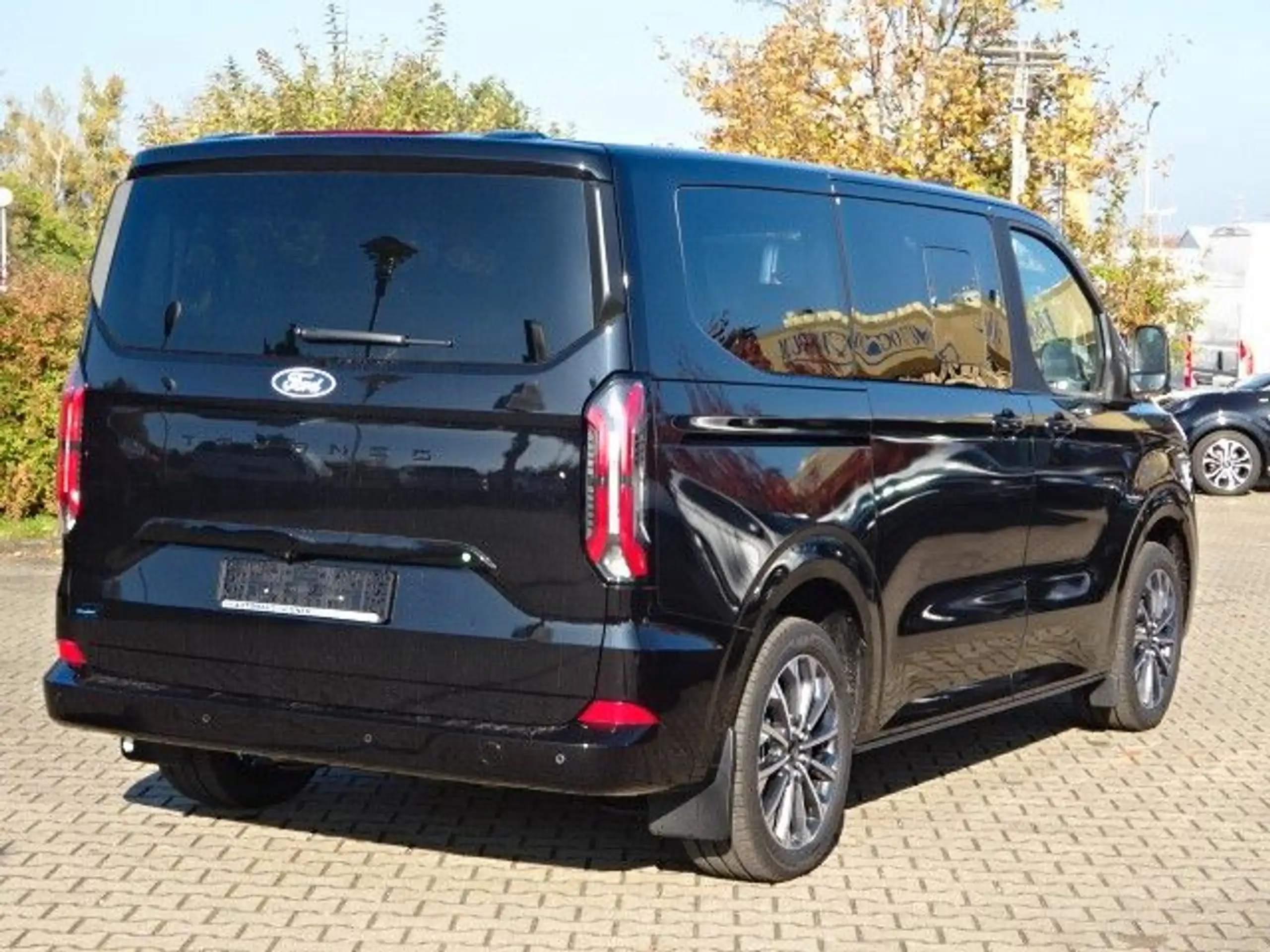 Ford - Tourneo Custom