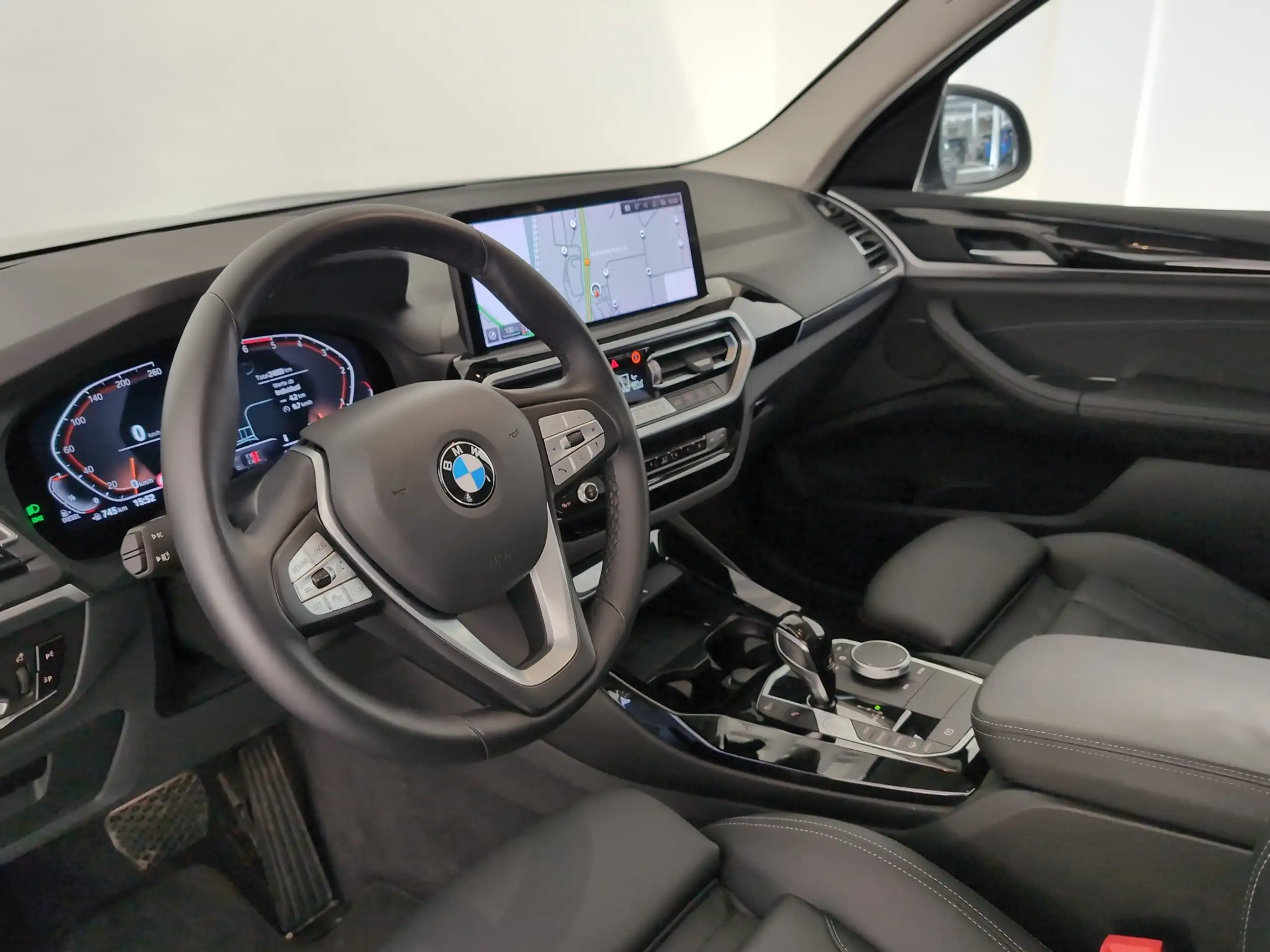 BMW - X3