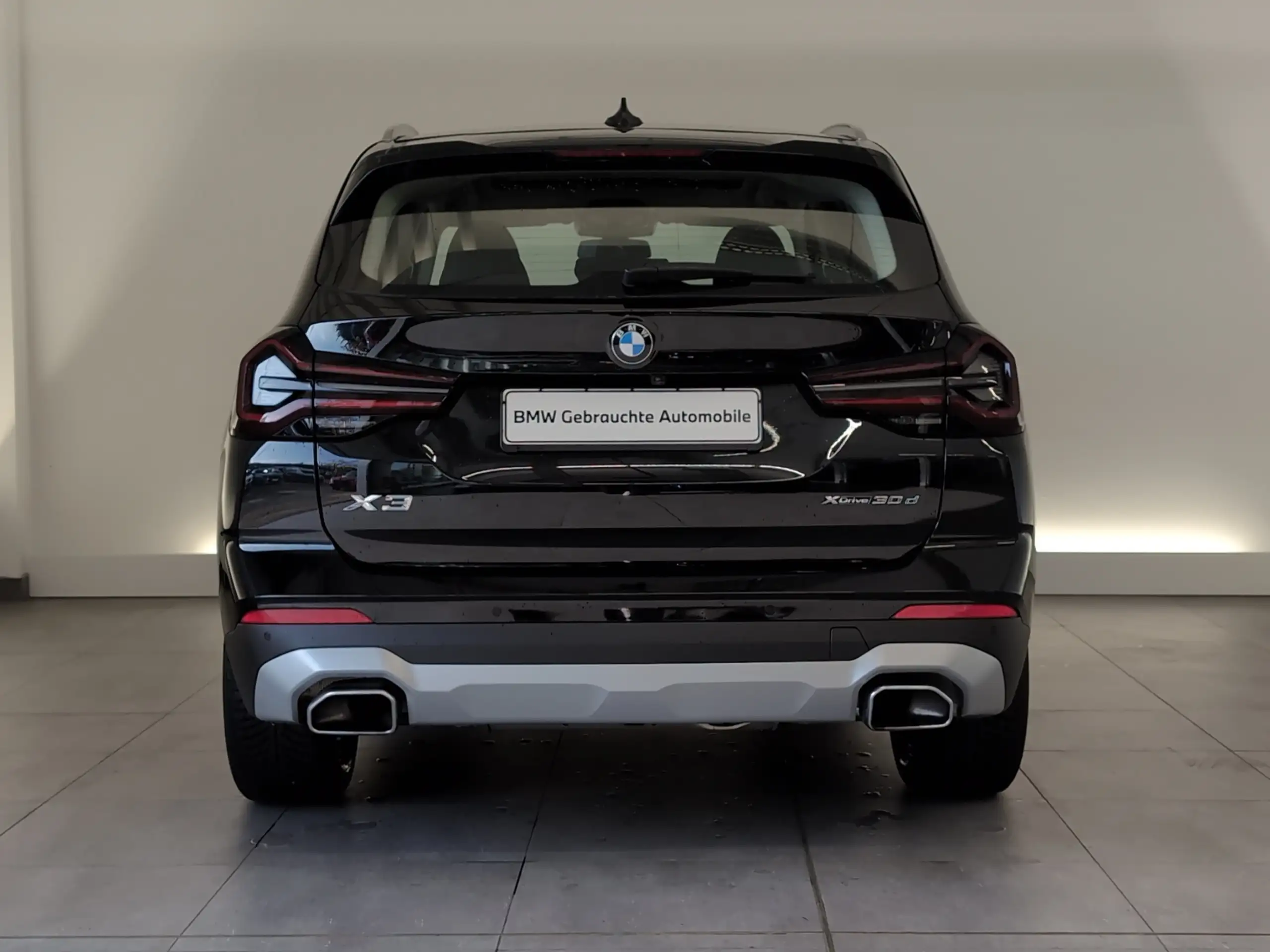 BMW - X3