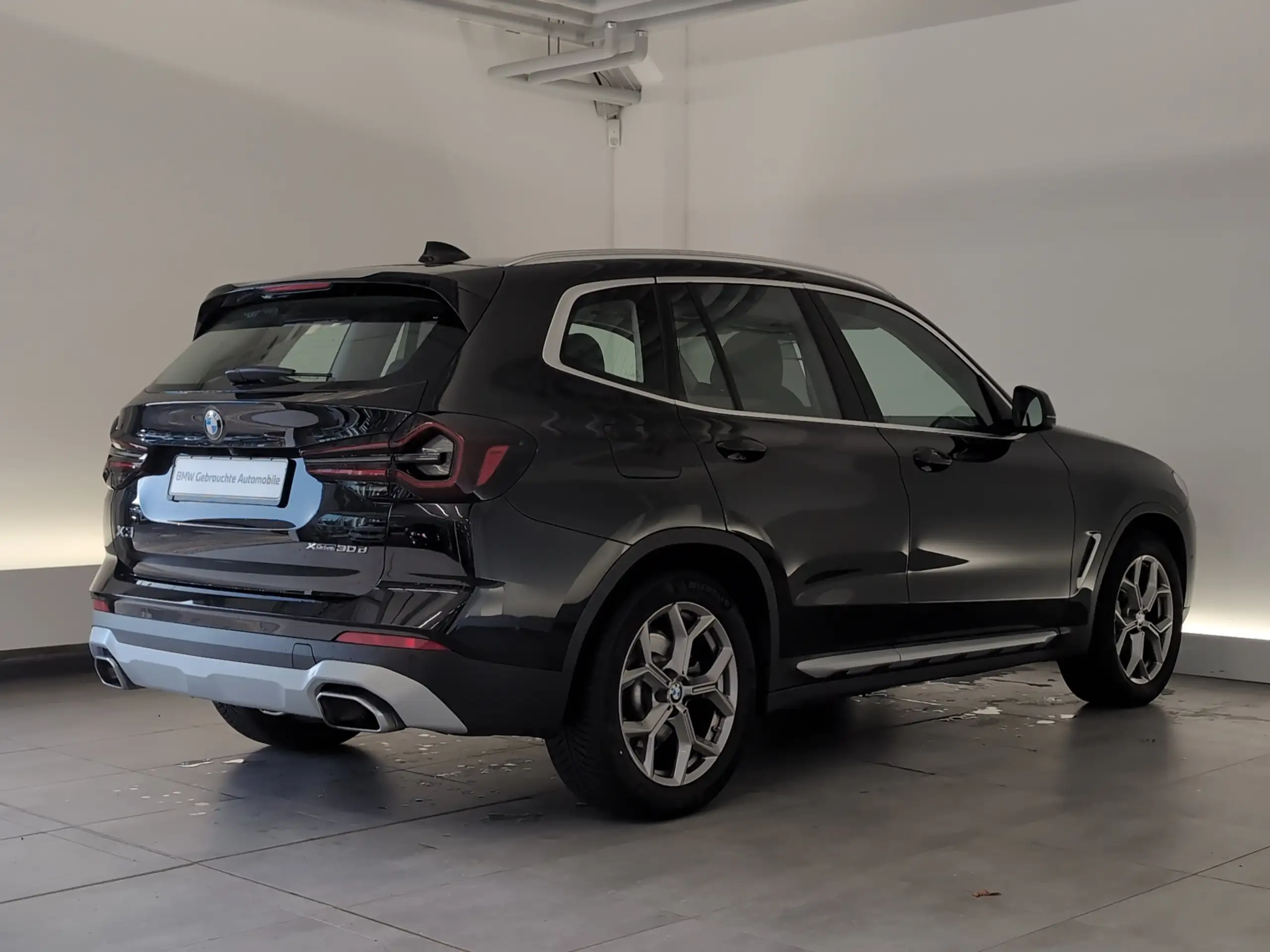 BMW - X3