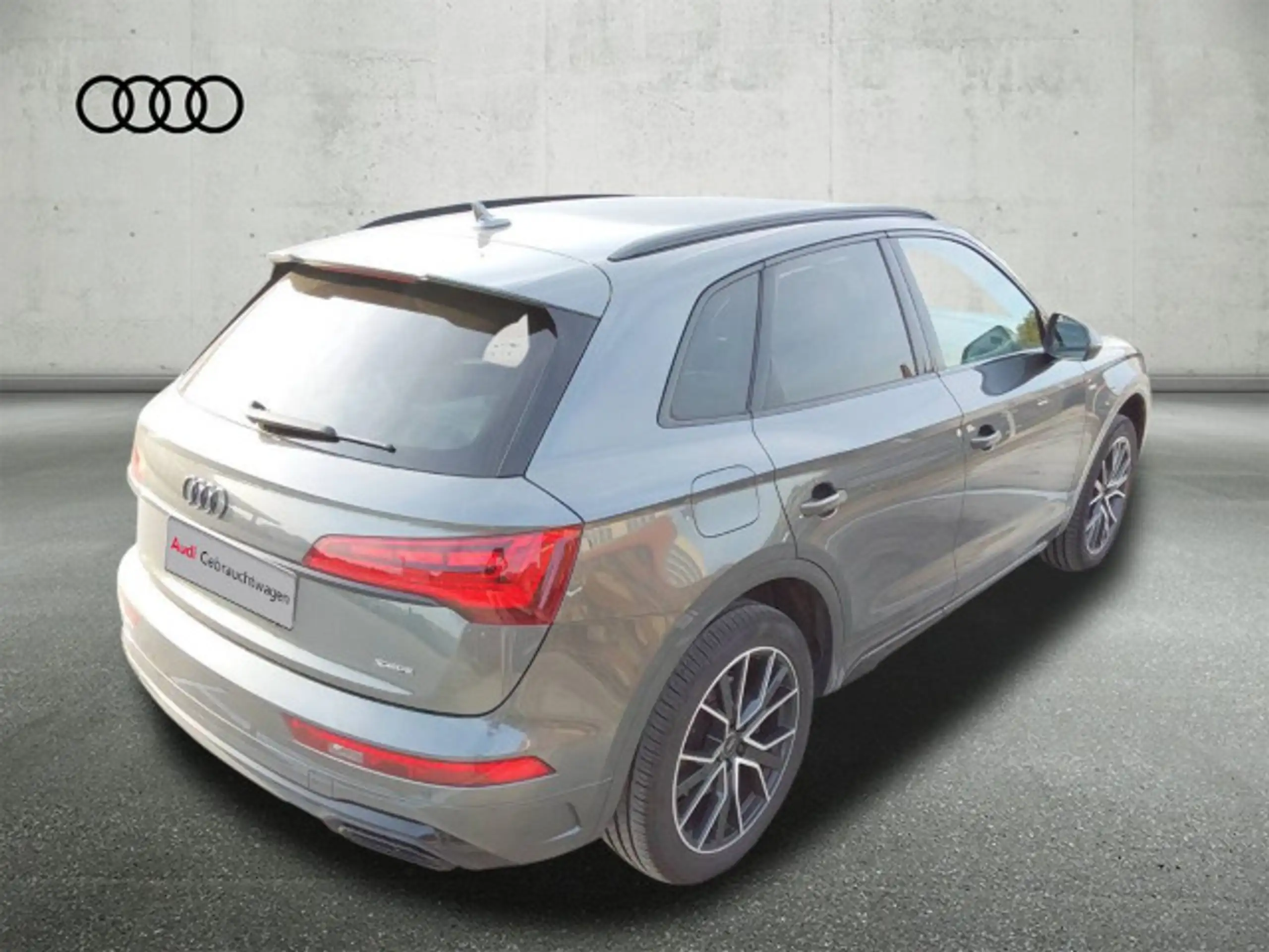 Audi - Q5