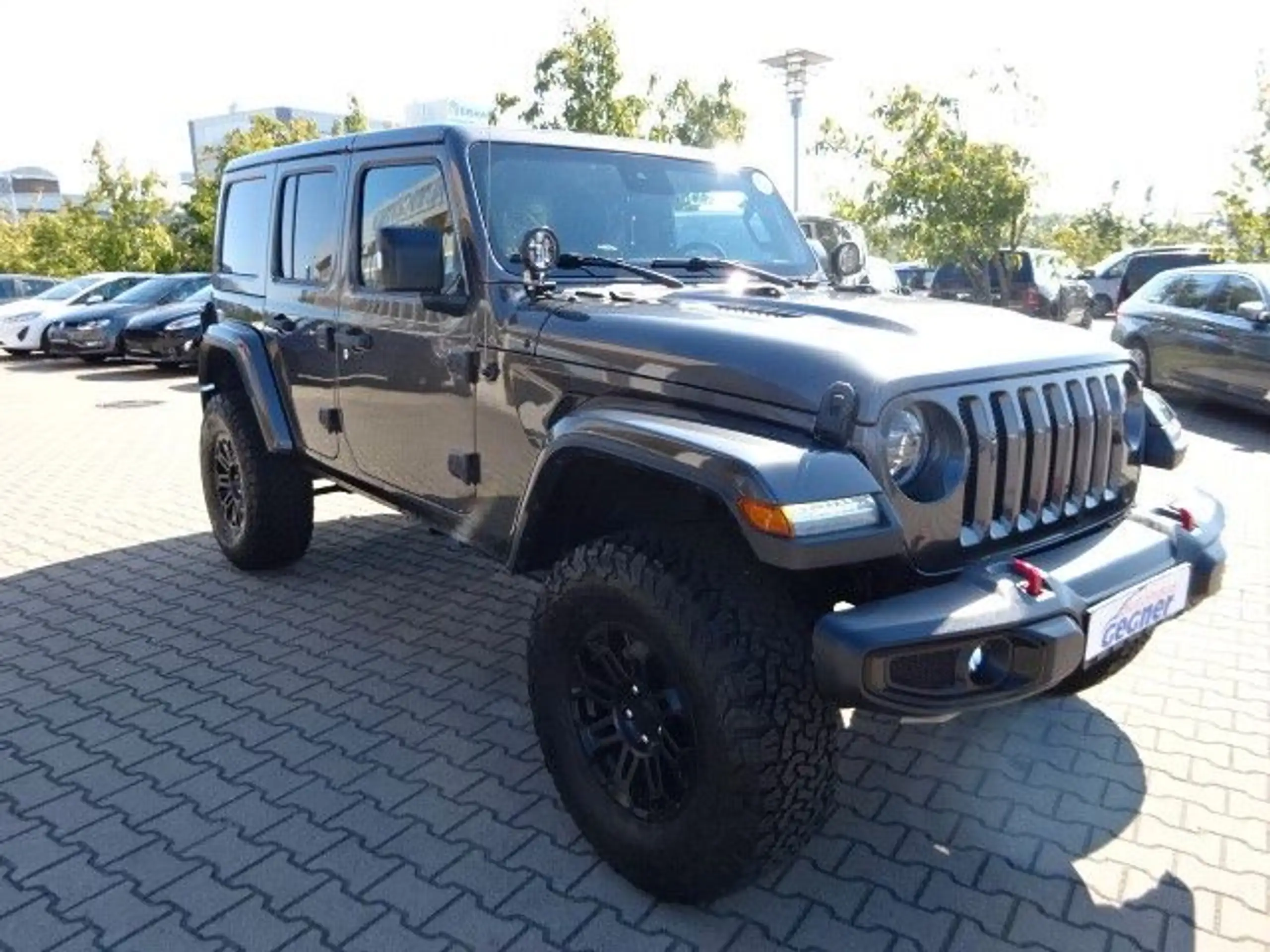 Jeep - Wrangler