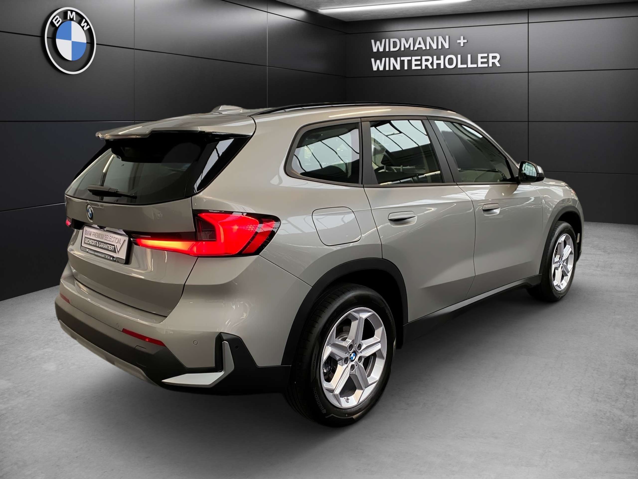 BMW - X1