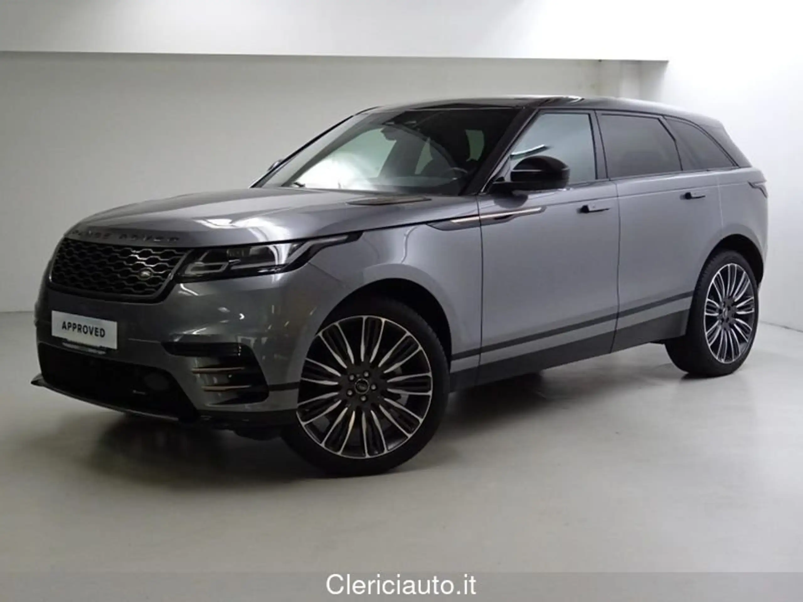 Land Rover - Range Rover Velar